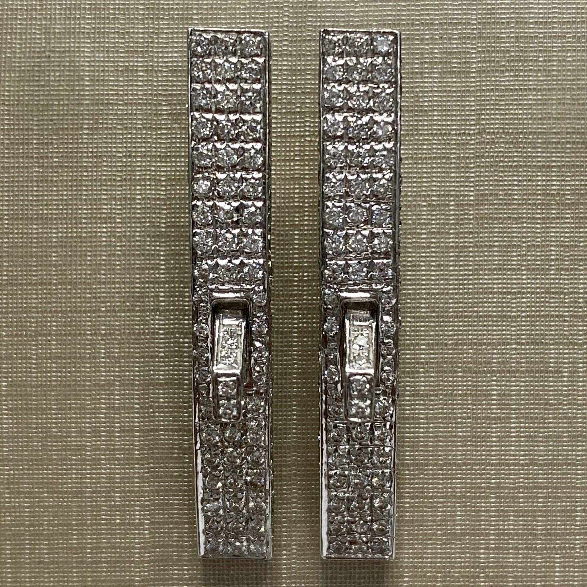 Par de Brincos Diamantes - 1.98 ct.