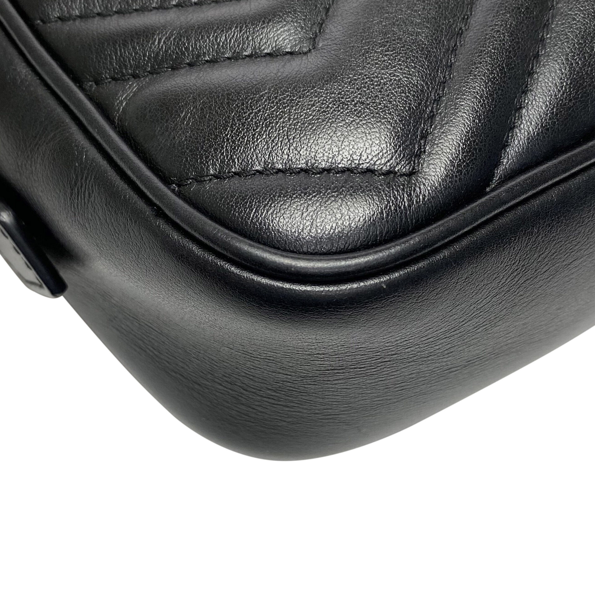 Bolsa Gucci GG Marmont Preta