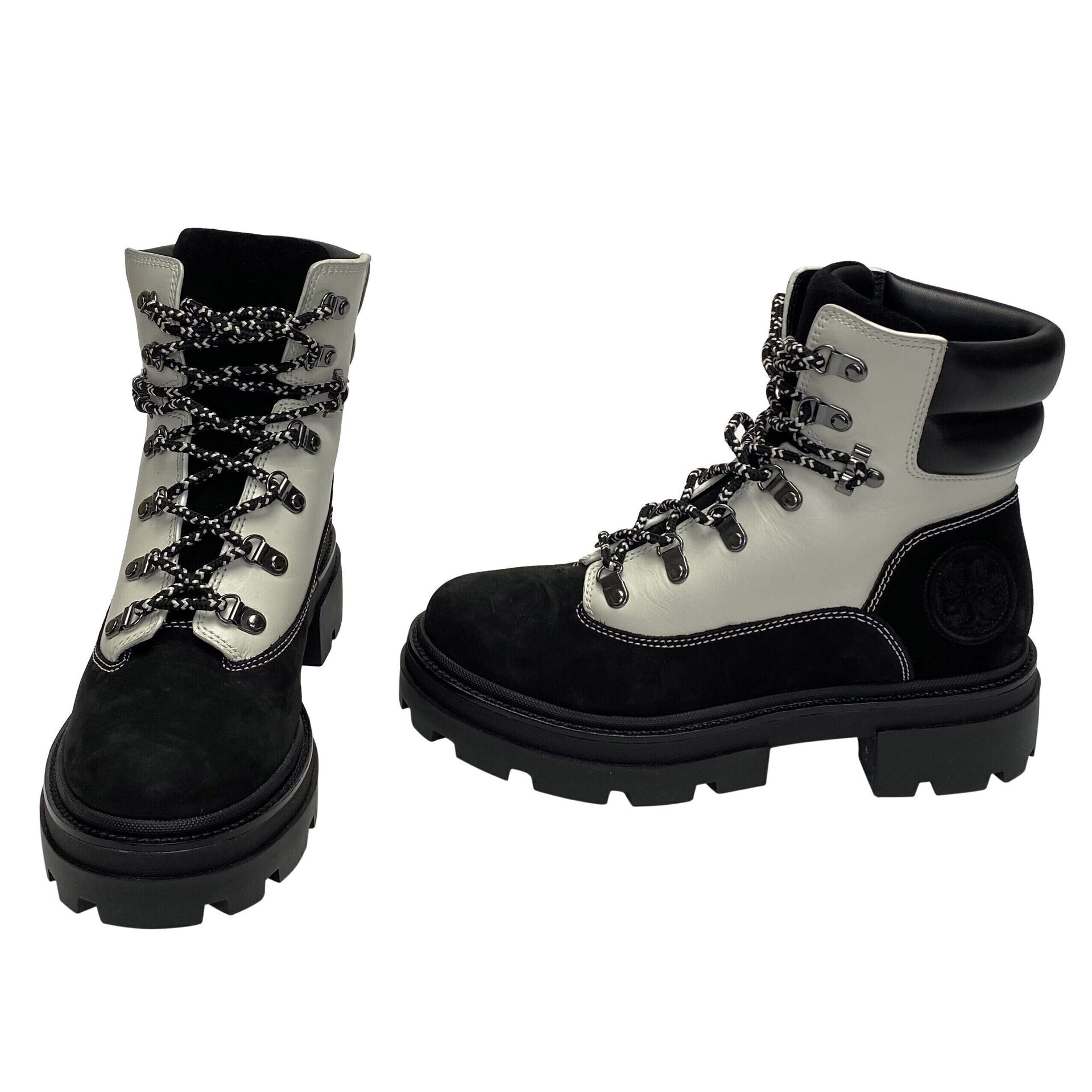 Bota Tory Burch Miller Lug Sole