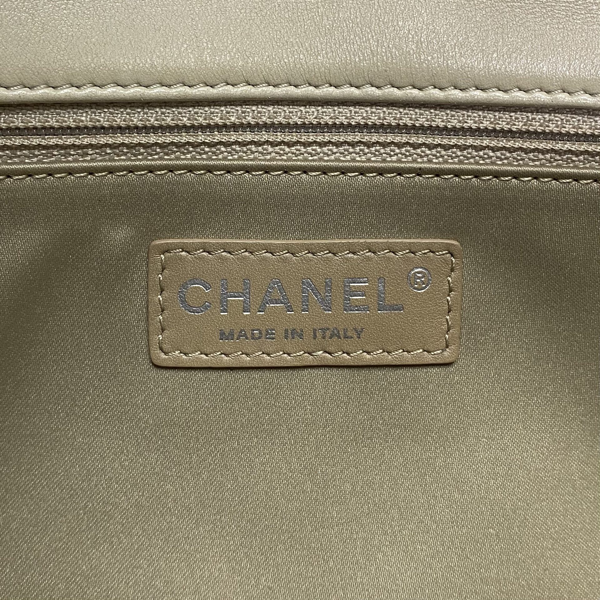 Bolsa Chanel Easy Carry Jumbo Flap