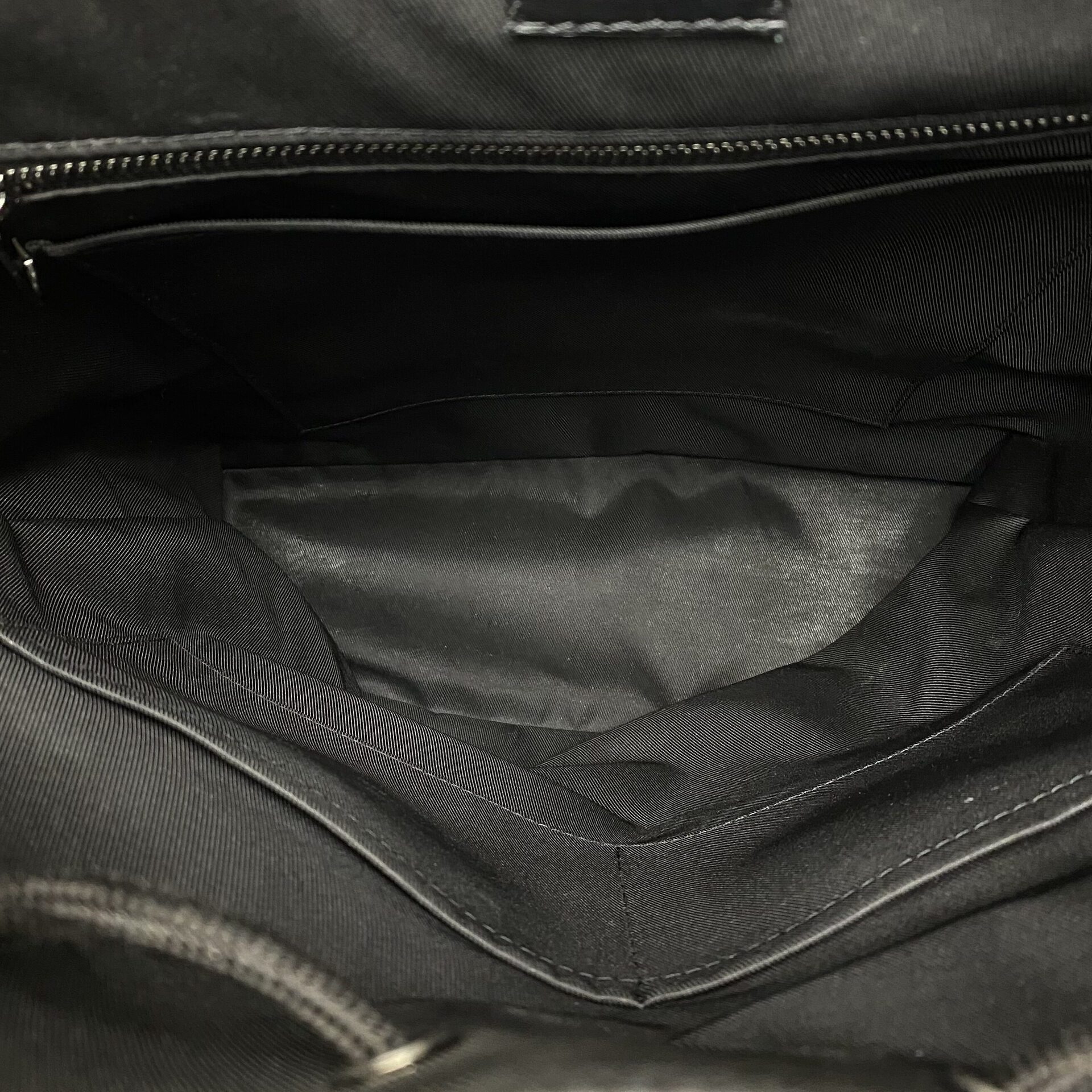 Mochila Louis Vuitton Cristopher MM Eclipse