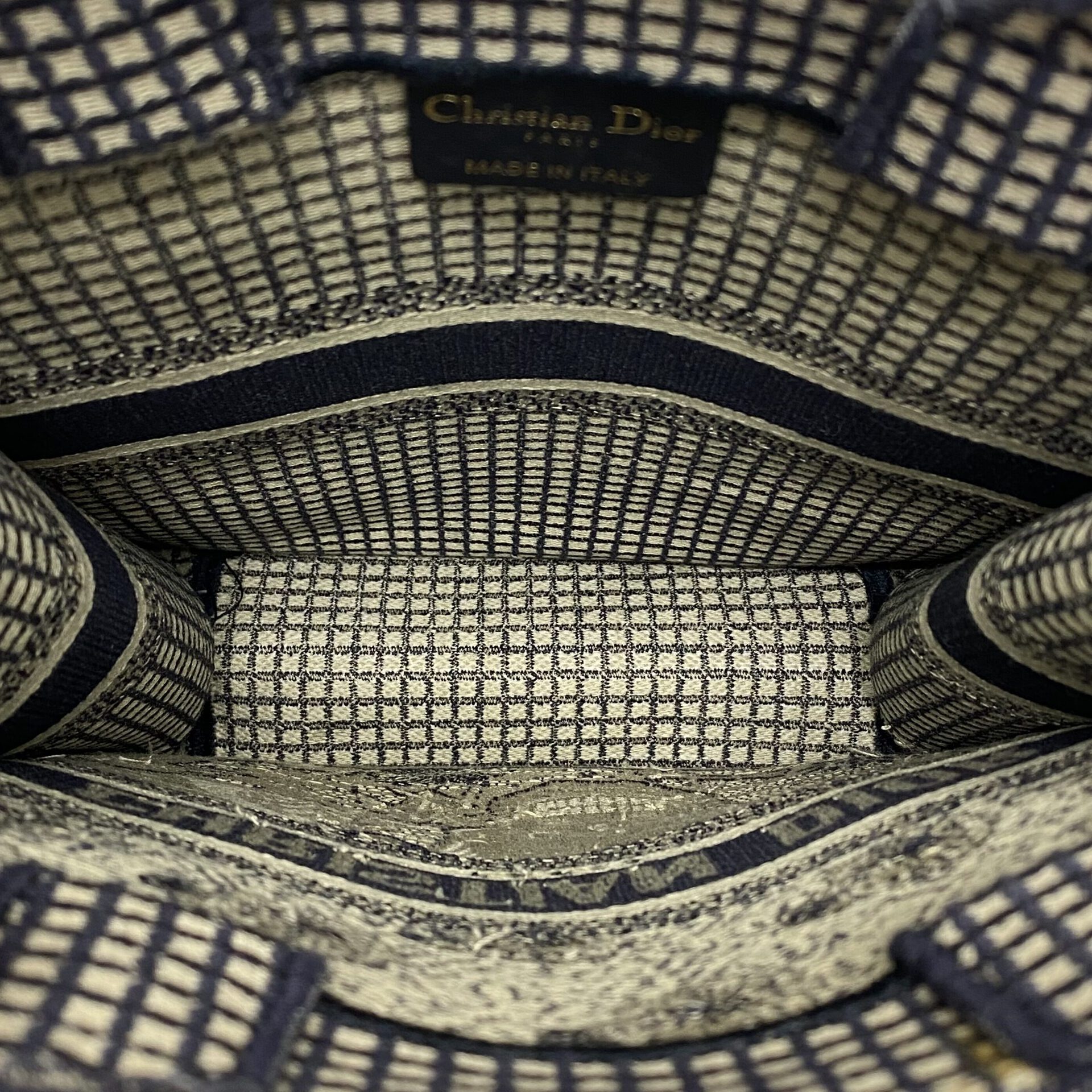 Bolsa Christian Dior Vertical Book Tote