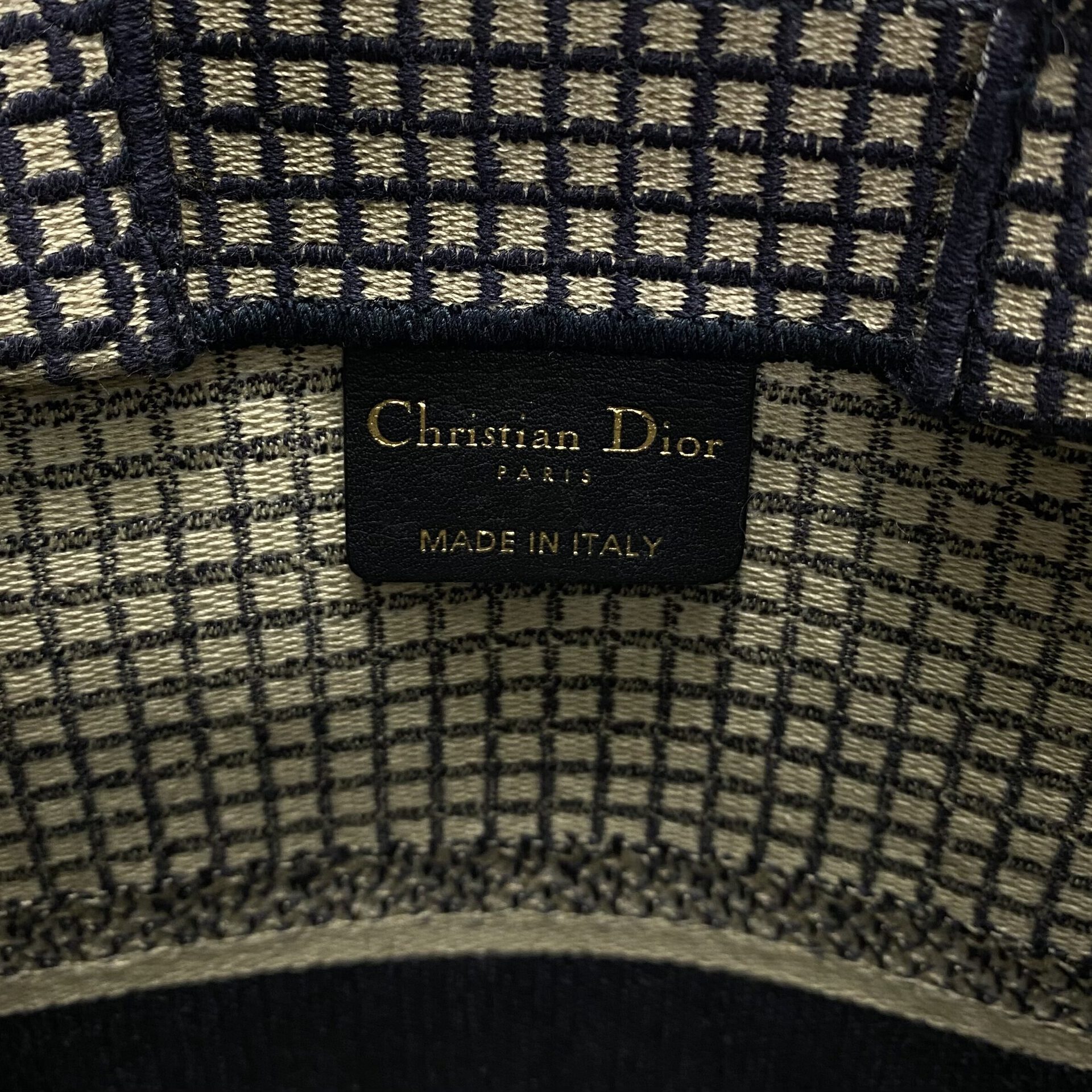 Bolsa Christian Dior Vertical Book Tote
