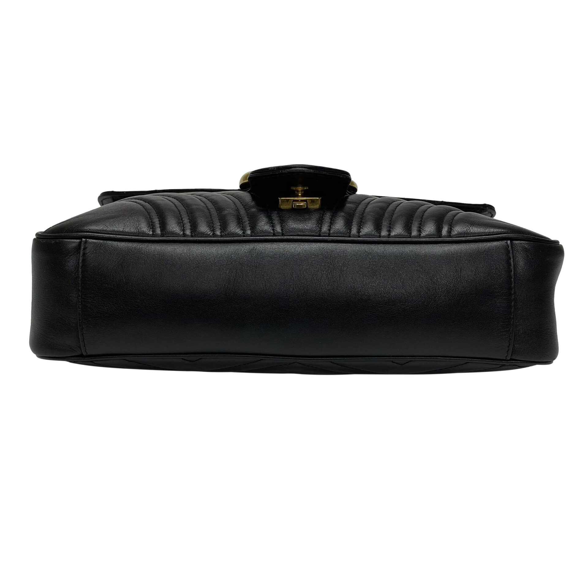 Bolsa Gucci GG Marmont Preta