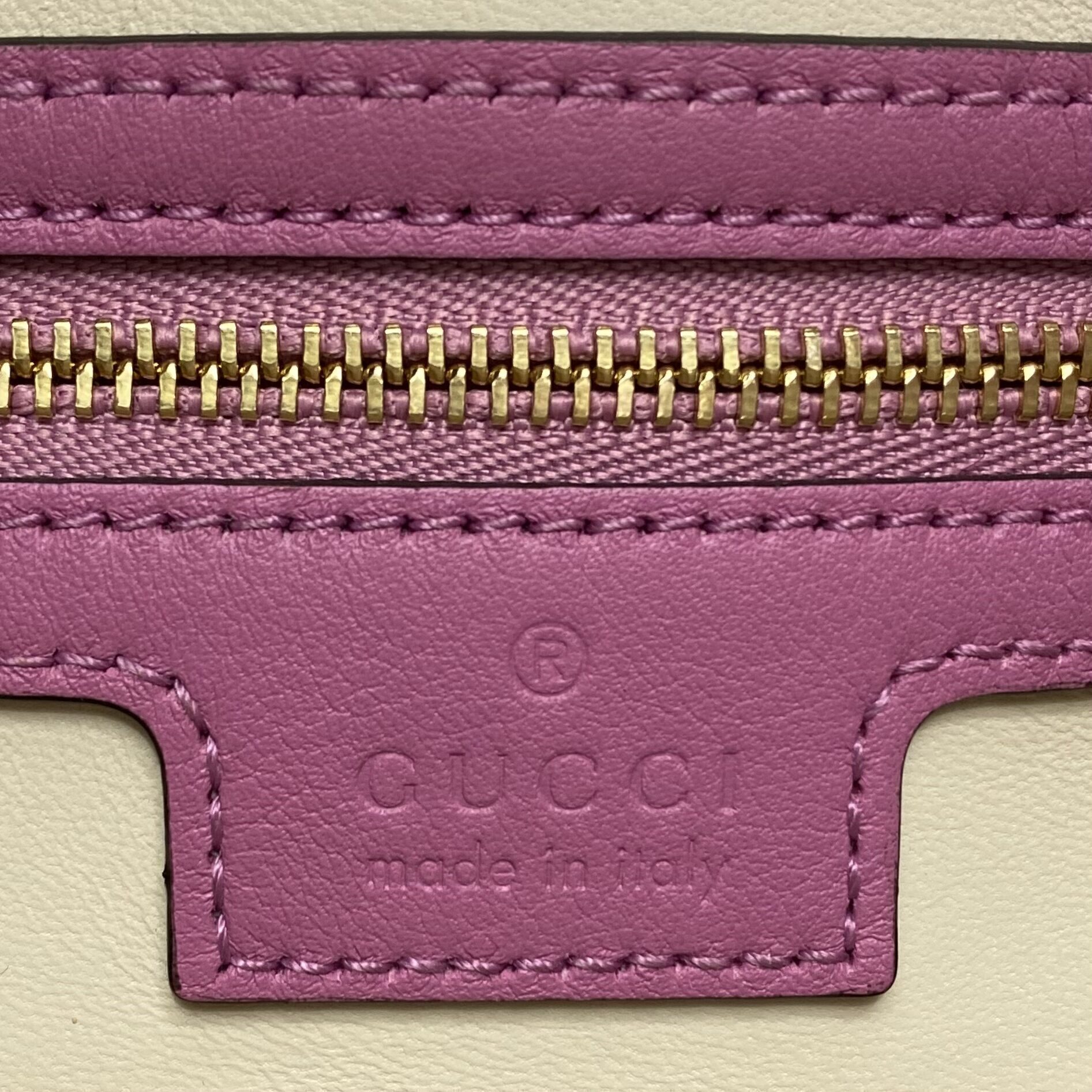 Bolsa Gucci Hobo Jackie Rosa