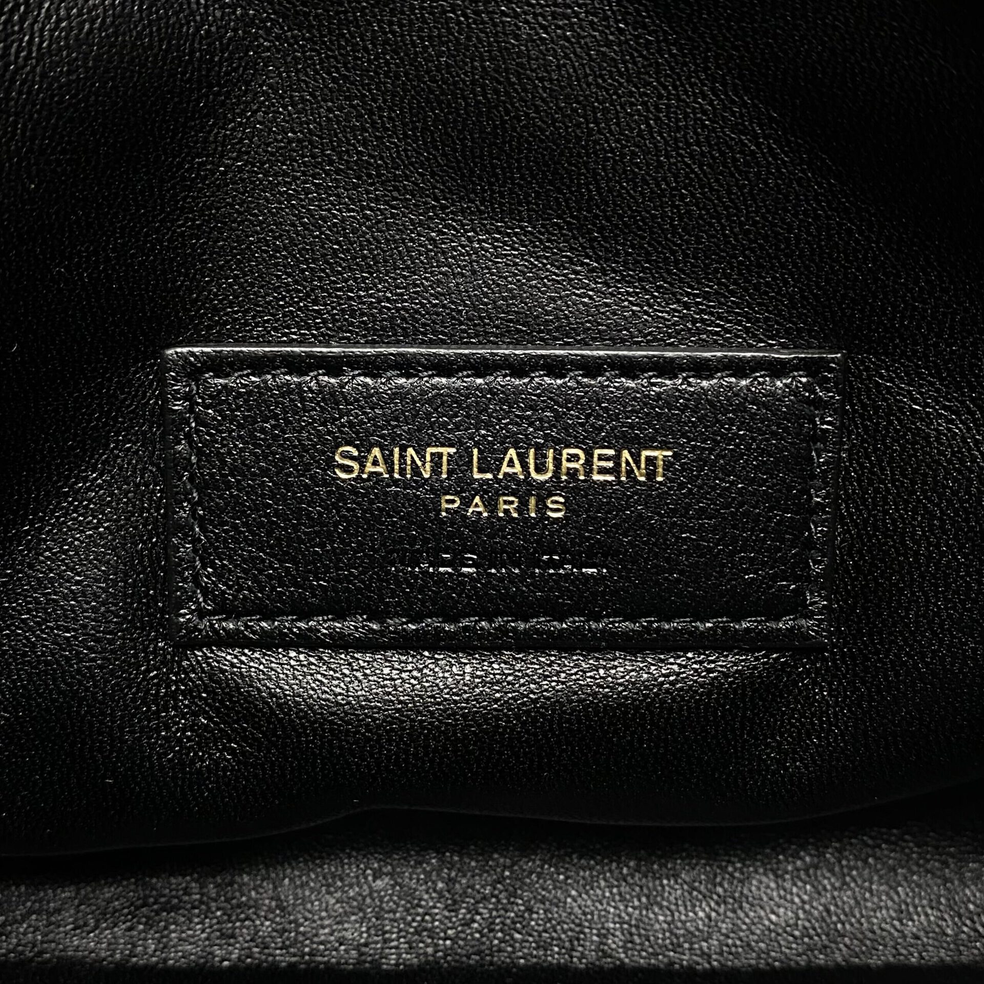 Bolsa Saint Laurent Gaby Transversal Preta