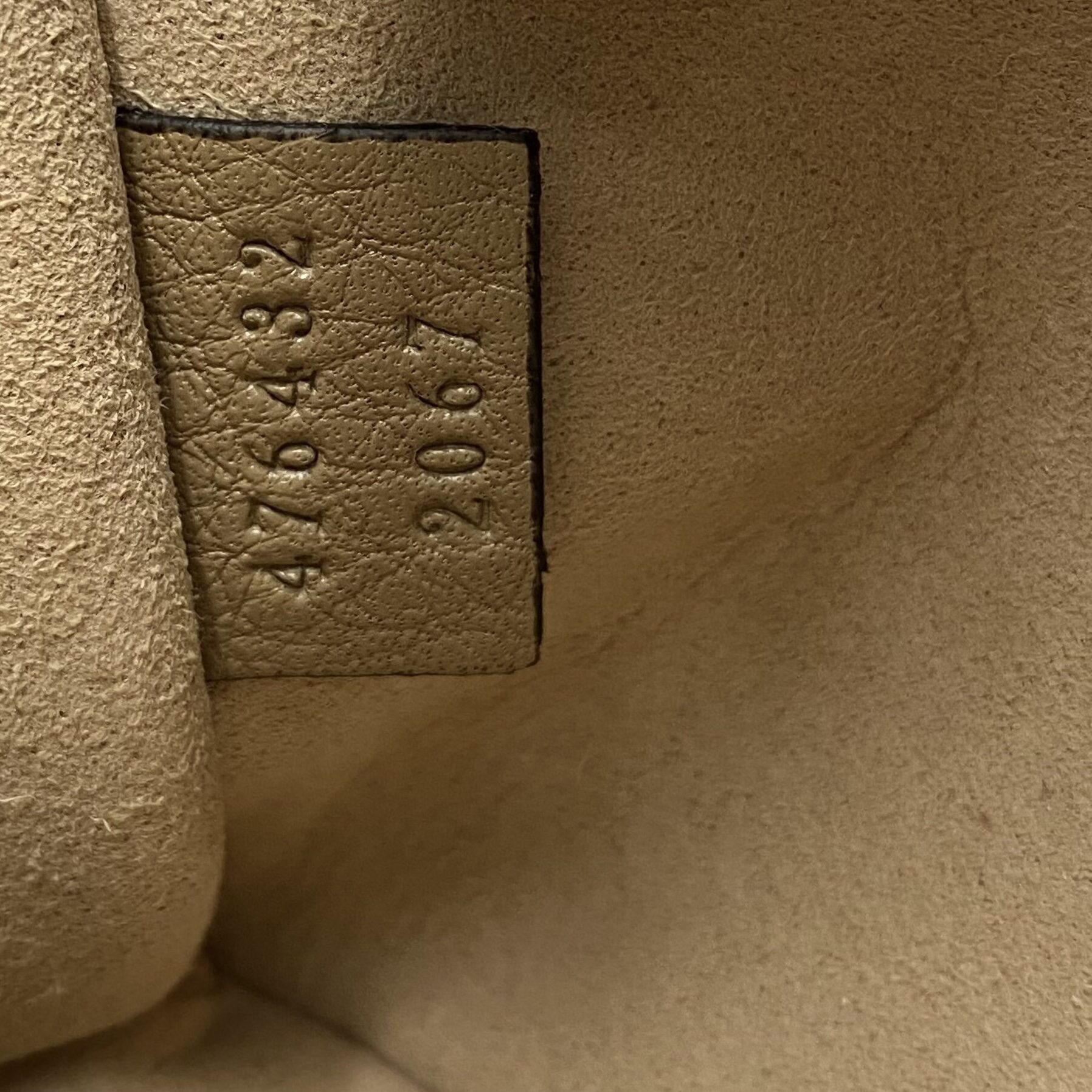 Bolsa Gucci Dionysus Super Mini Bege