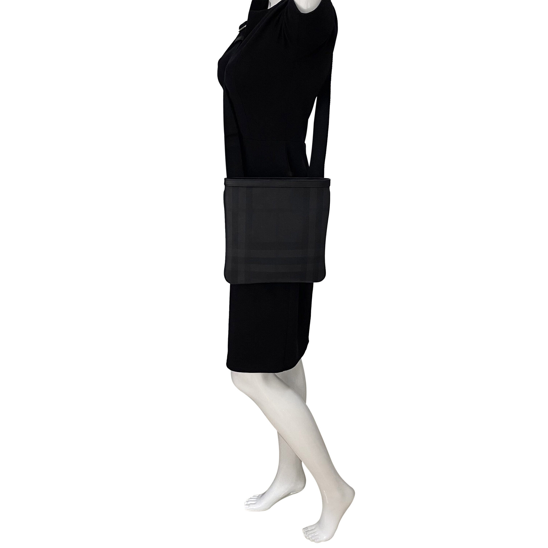 Bolsa Burberry Crossobody Xadrez Preta