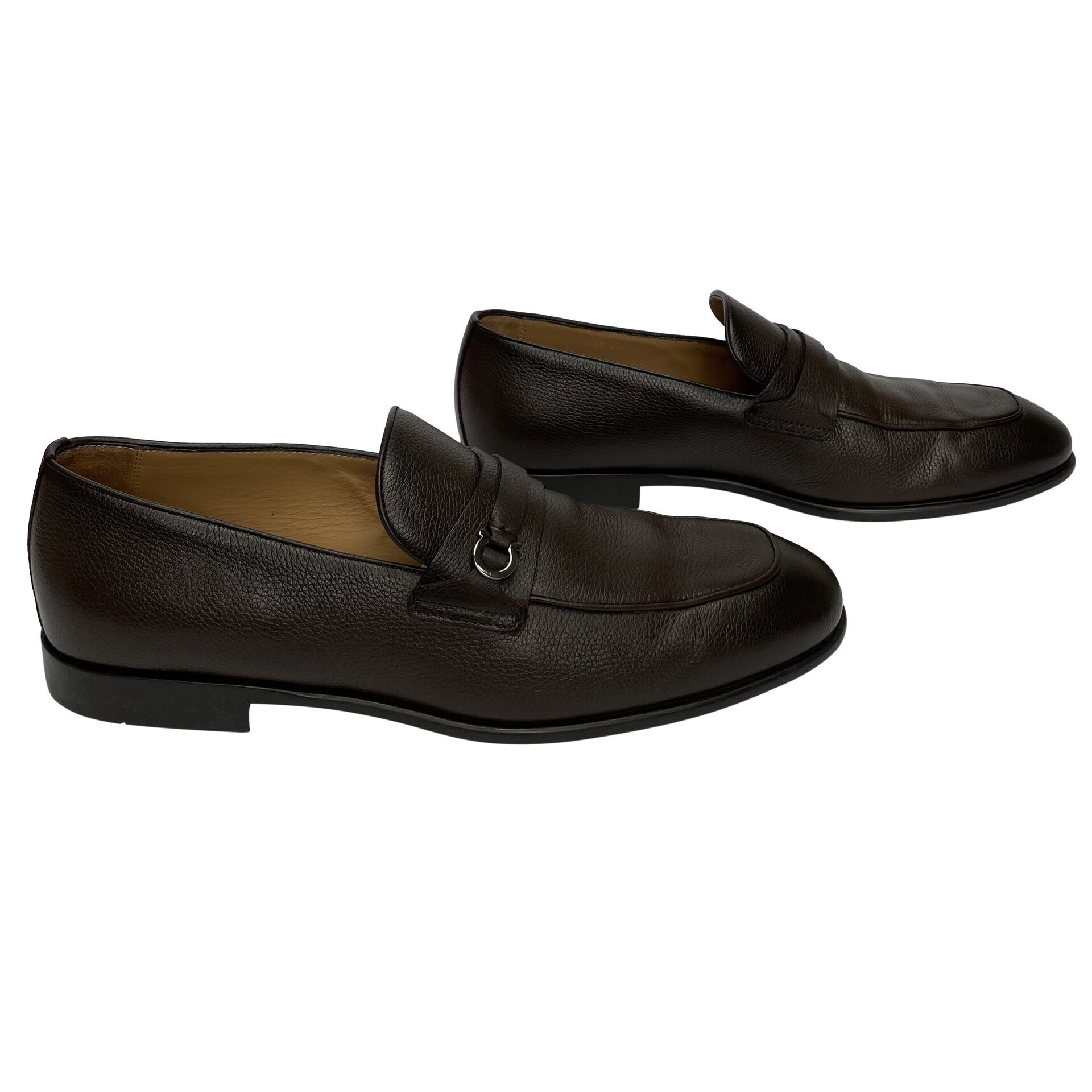 Sapato Salvatore Ferragamo Marrom