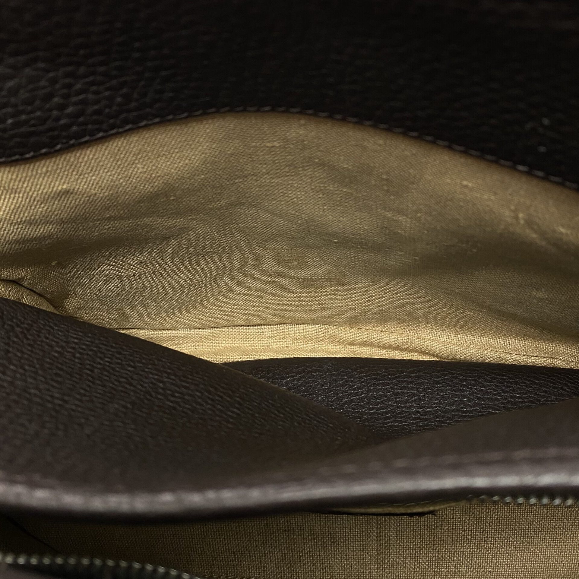 Bolsa Fendi Anna Selleria Buckle Marrom