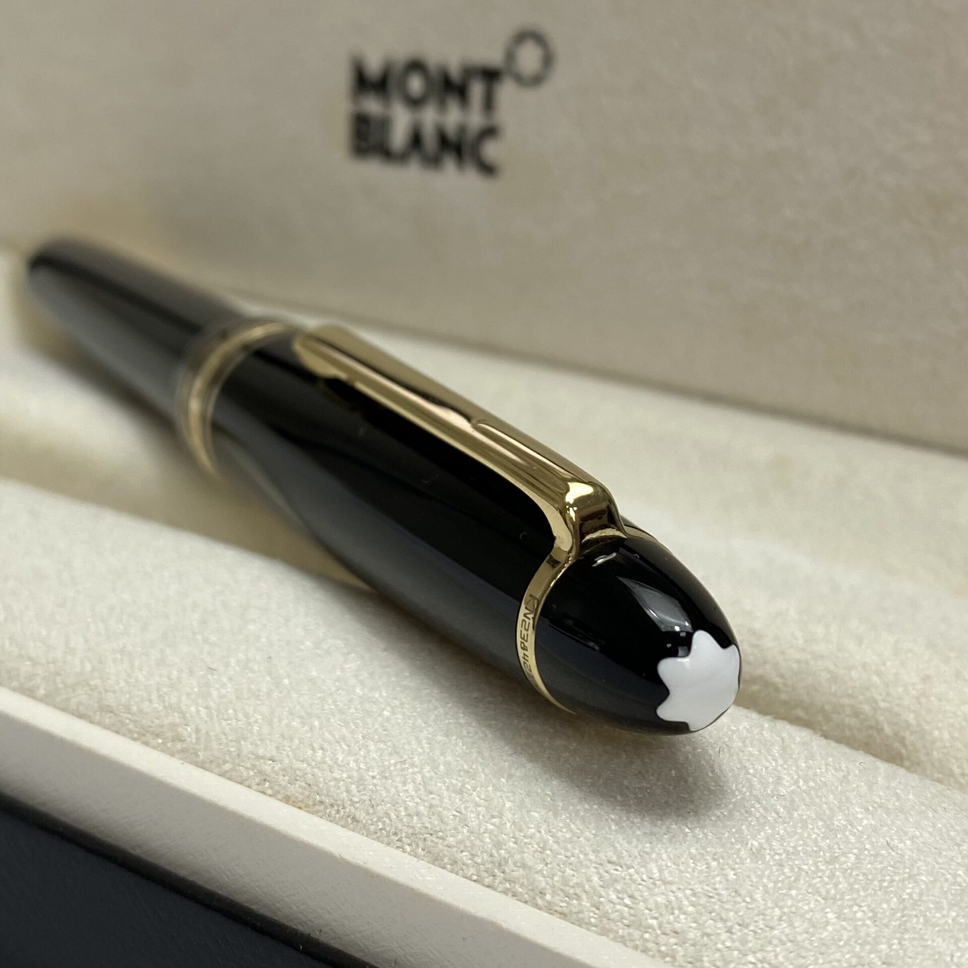 Caneta Montblanc Esferográfica Meisterstuck Classique