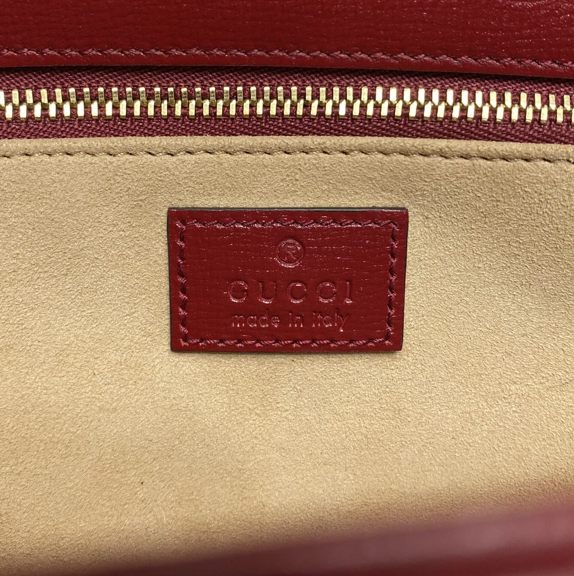 Bolsa Gucci Horsebit Vermelha