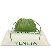 Bolsa Bottega Veneta The Mini Pouch Verde