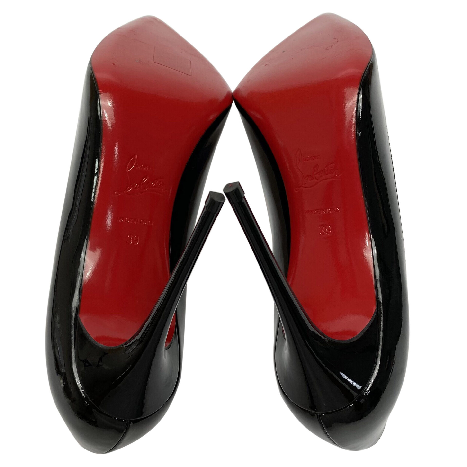 Scarpin Christian Louboutin Kate Verniz Preto