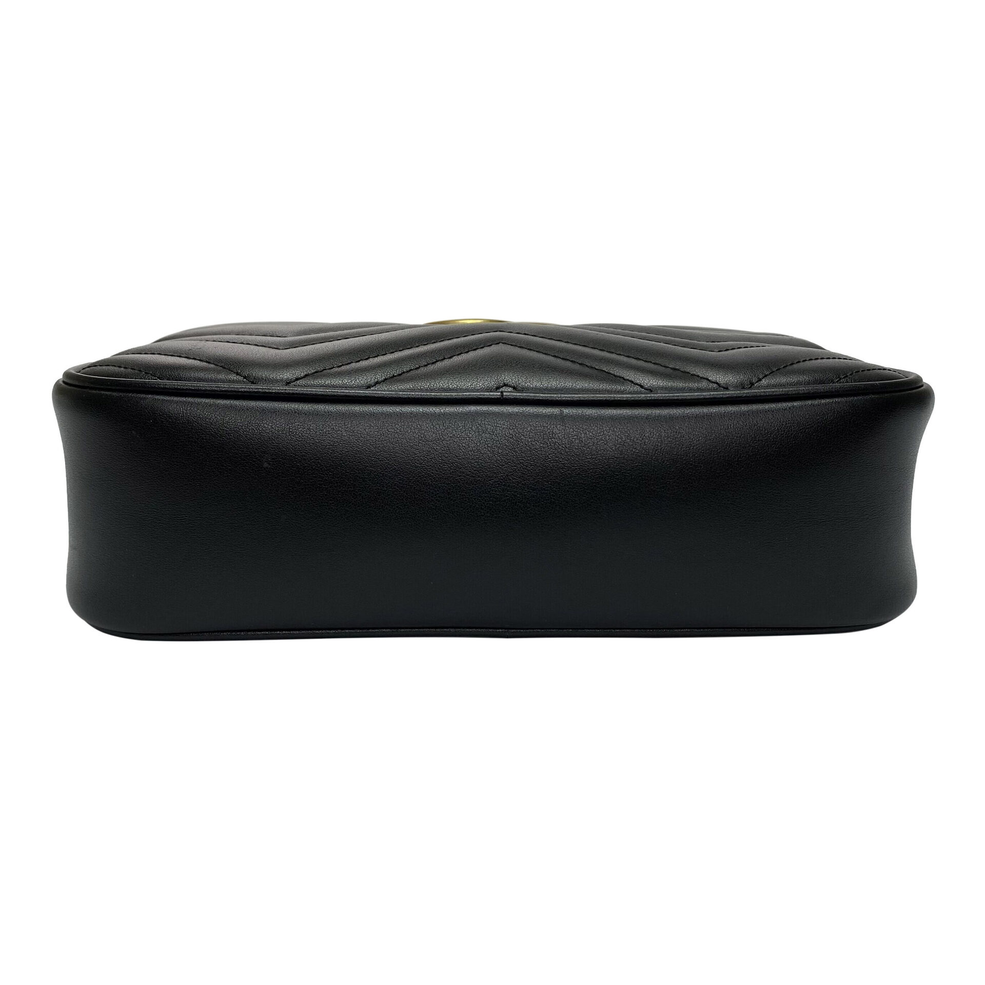 Bolsa Gucci GG Marmont Preta