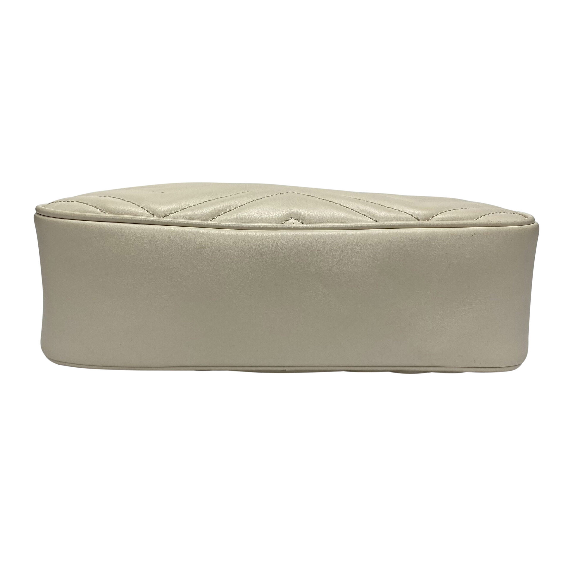 Bolsa Gucci GG Marmont Off White