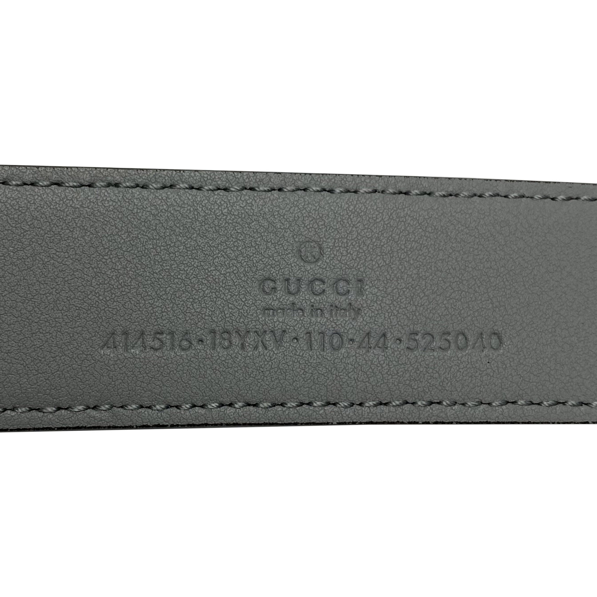 Cinto Gucci GG Marmont Cinza