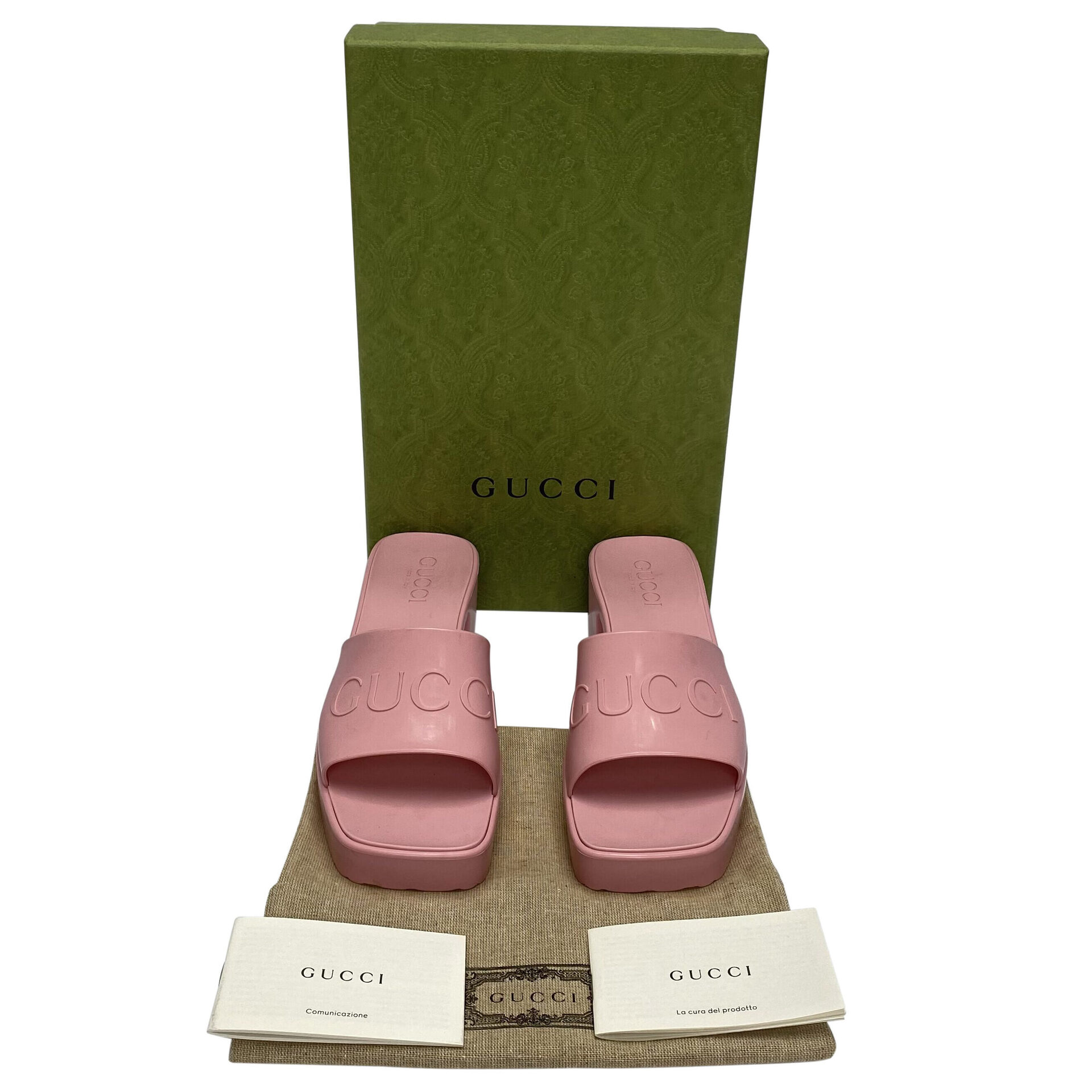 Sandália Gucci Rubber Slides Rosa