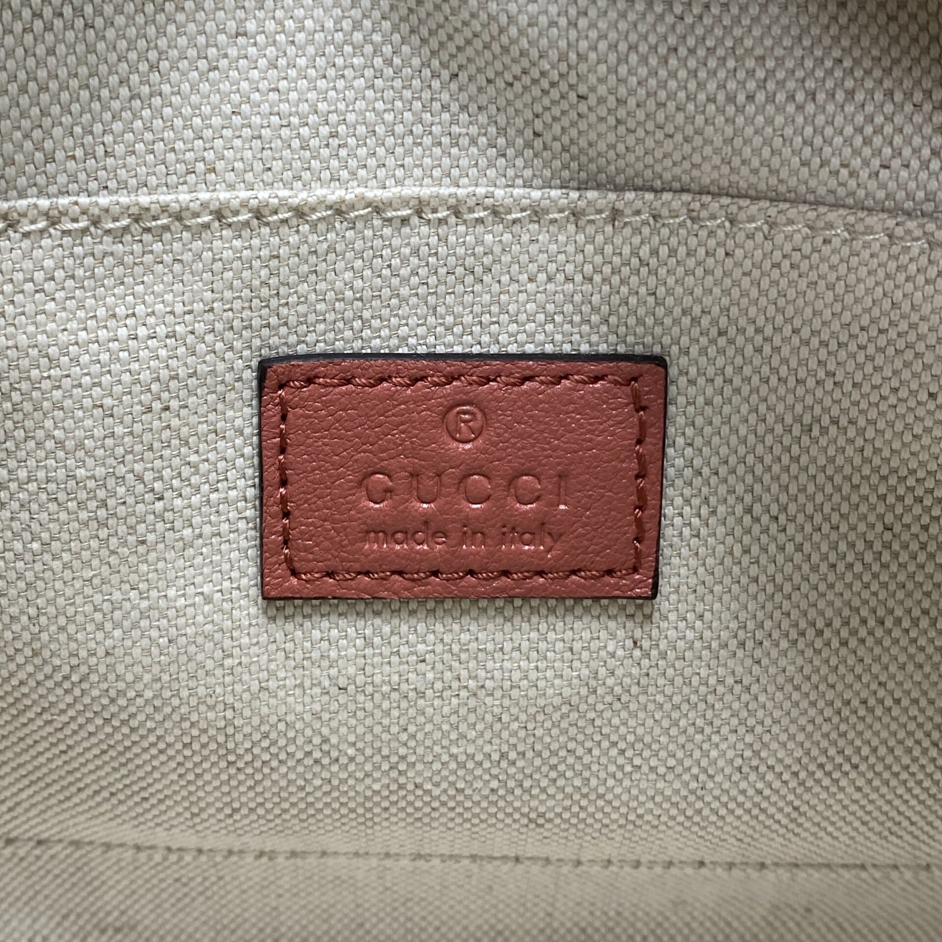 Bolsa Gucci Blondie Transversal Coral