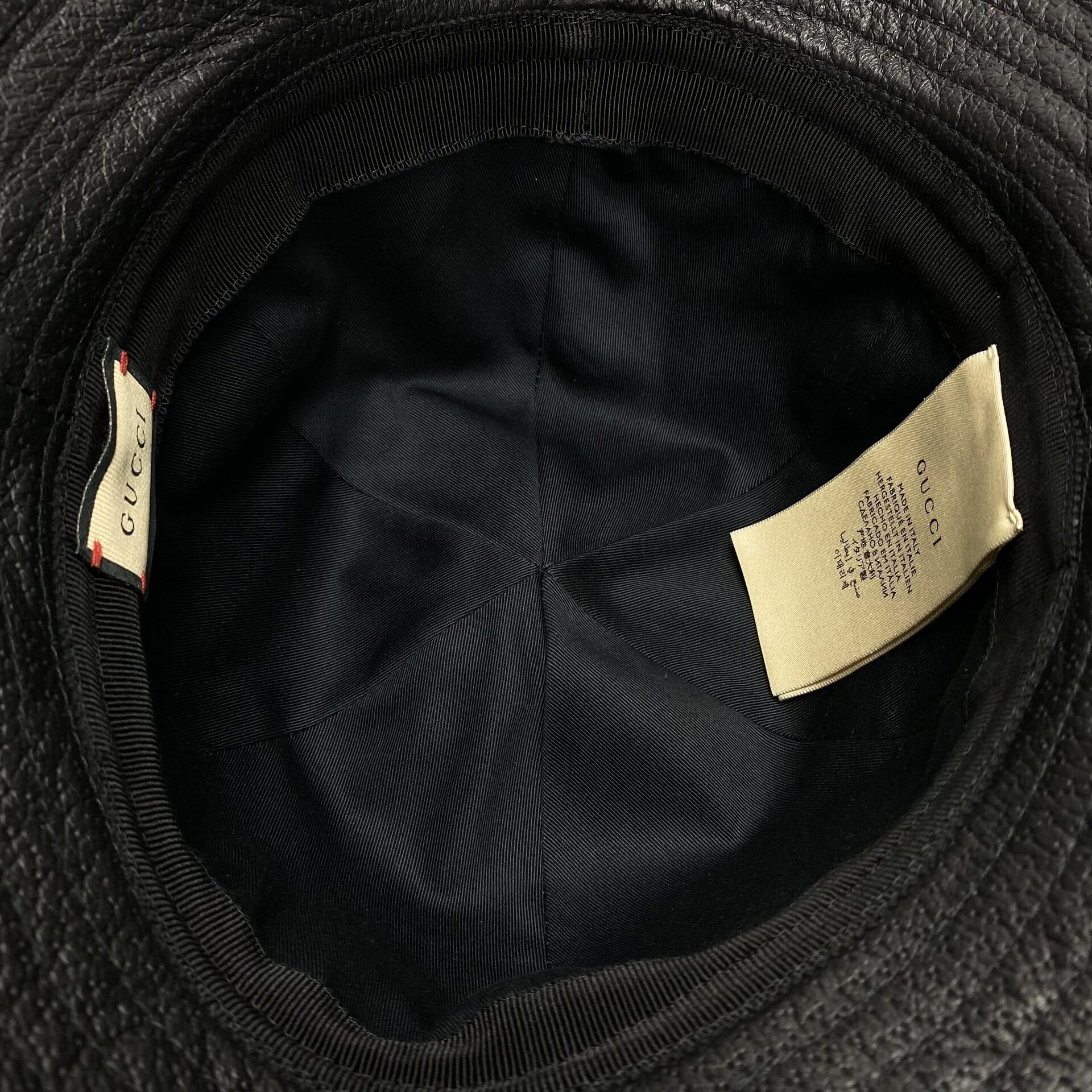 Chapéu Gucci Bucket Horsebit Preto