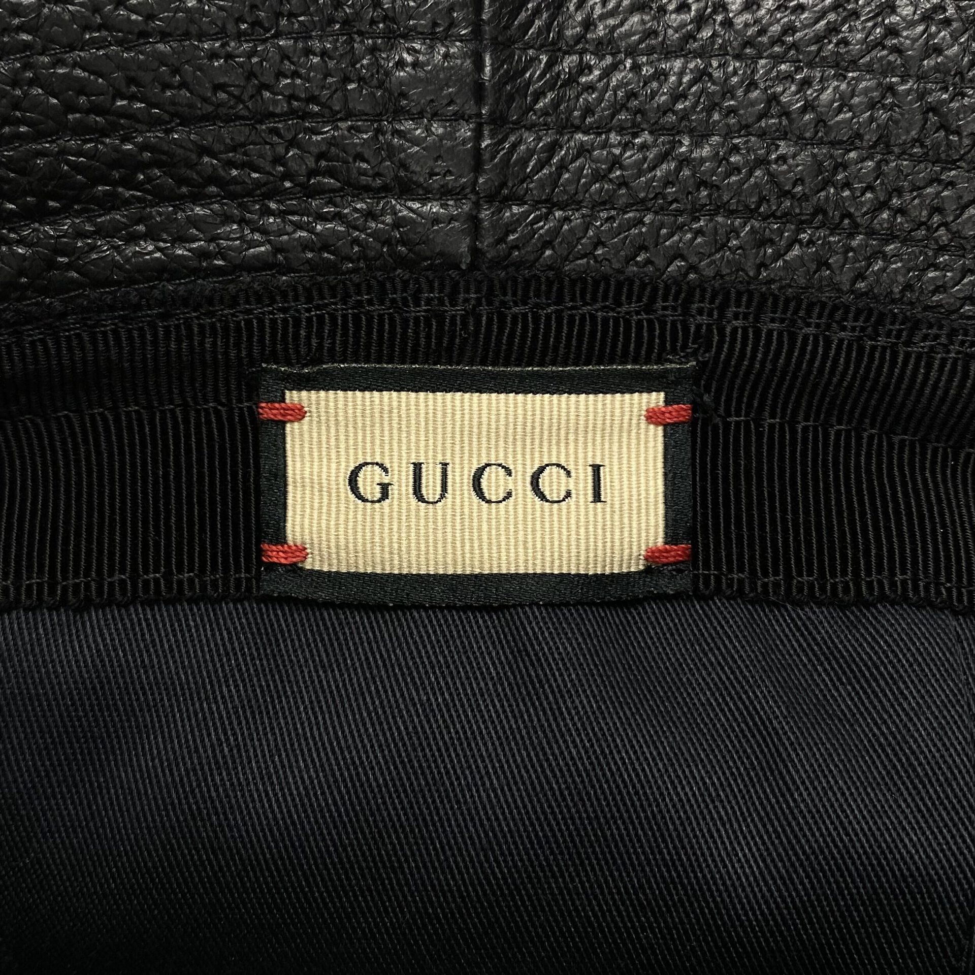 Chapéu Gucci Bucket Horsebit Preto