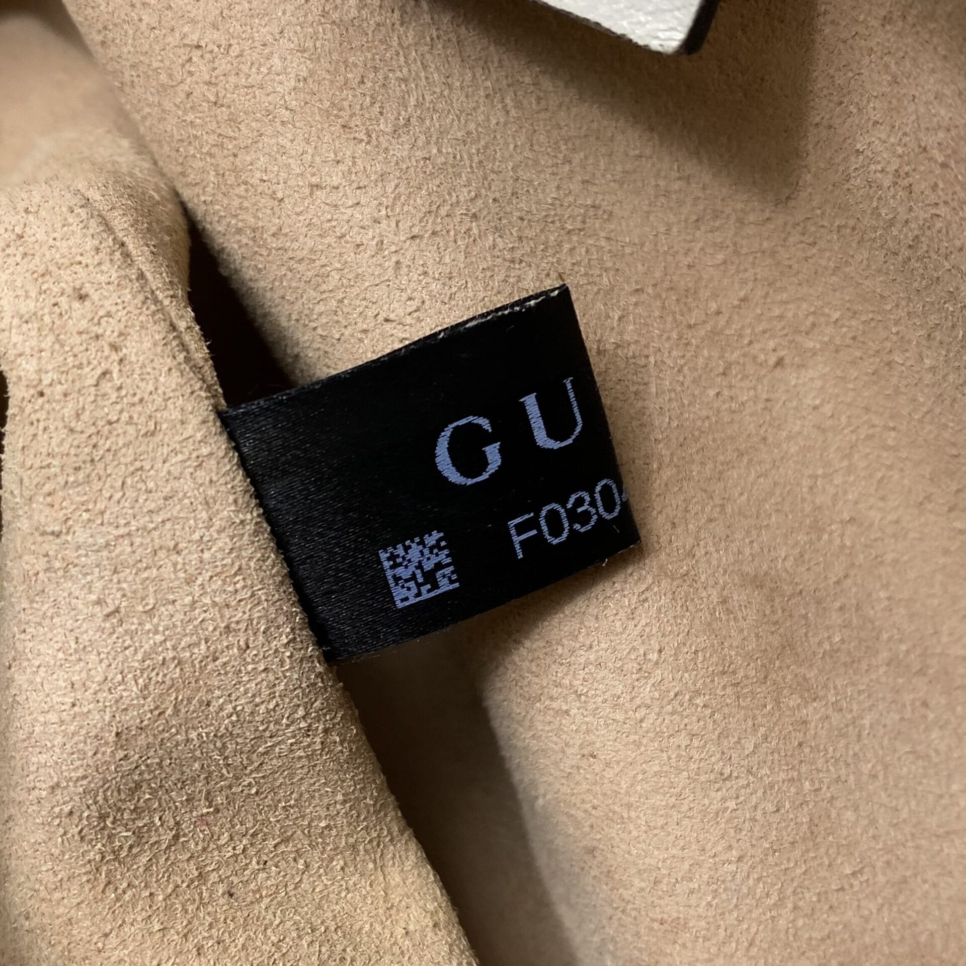 Bolsa Gucci GG Marmont Round Off White