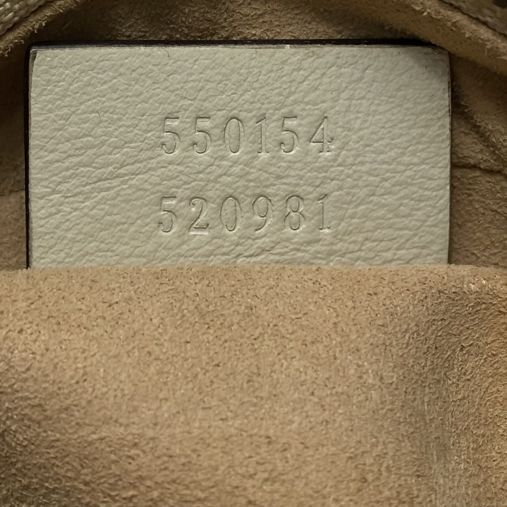 Bolsa Gucci GG Marmont Round Off White