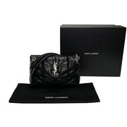 Bolsa Saint Laurent LouLou Puffer Preta