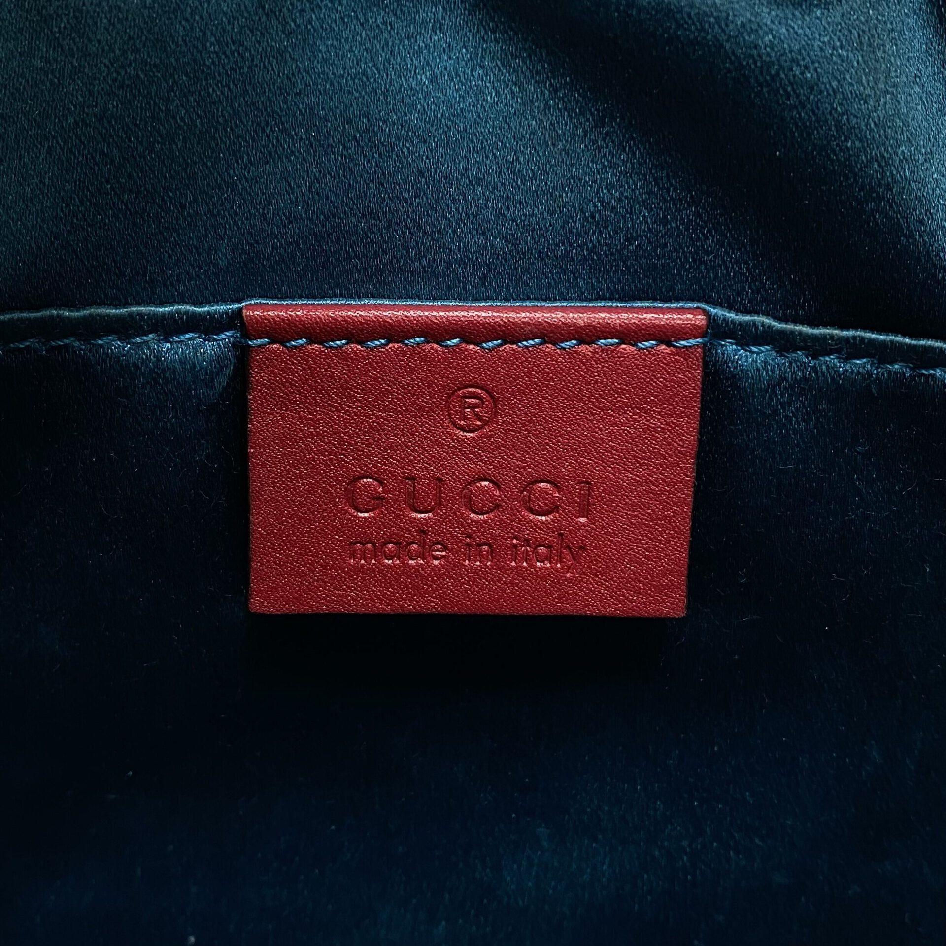 Bolsa Gucci GG Marmont Veludo Vermelho