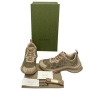 Tênis Gucci Run GG Crystals
