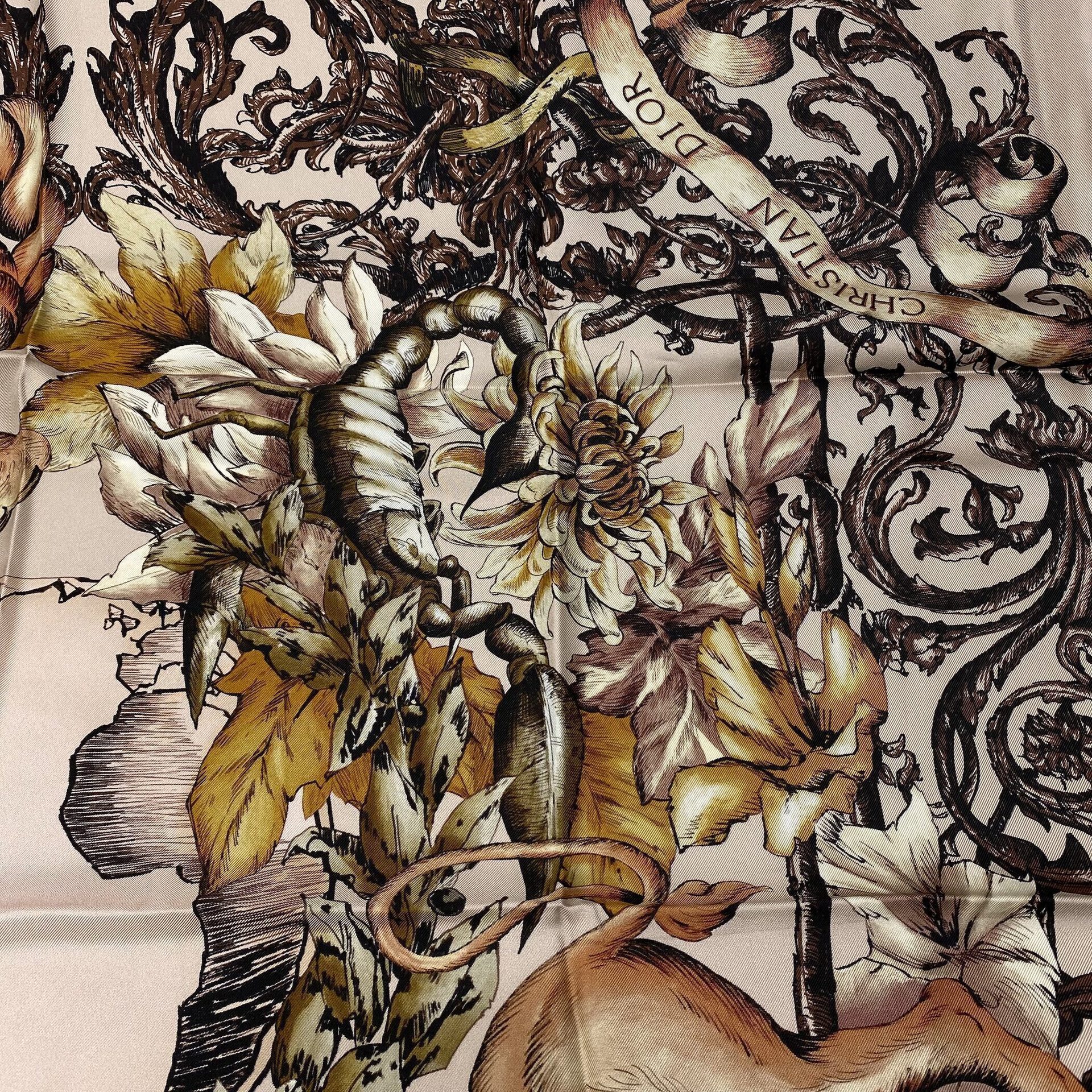 Lenço Christian Dior