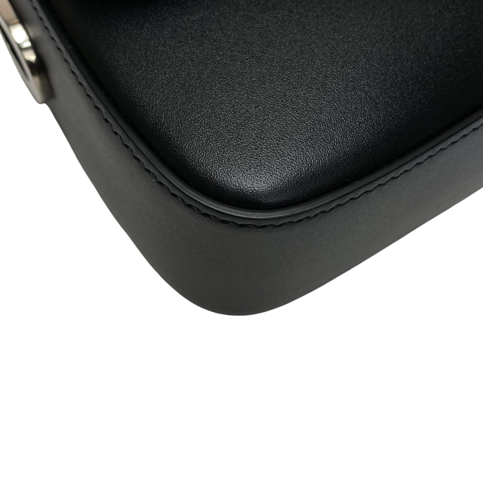 Bolsa Gucci Petite GG Preta