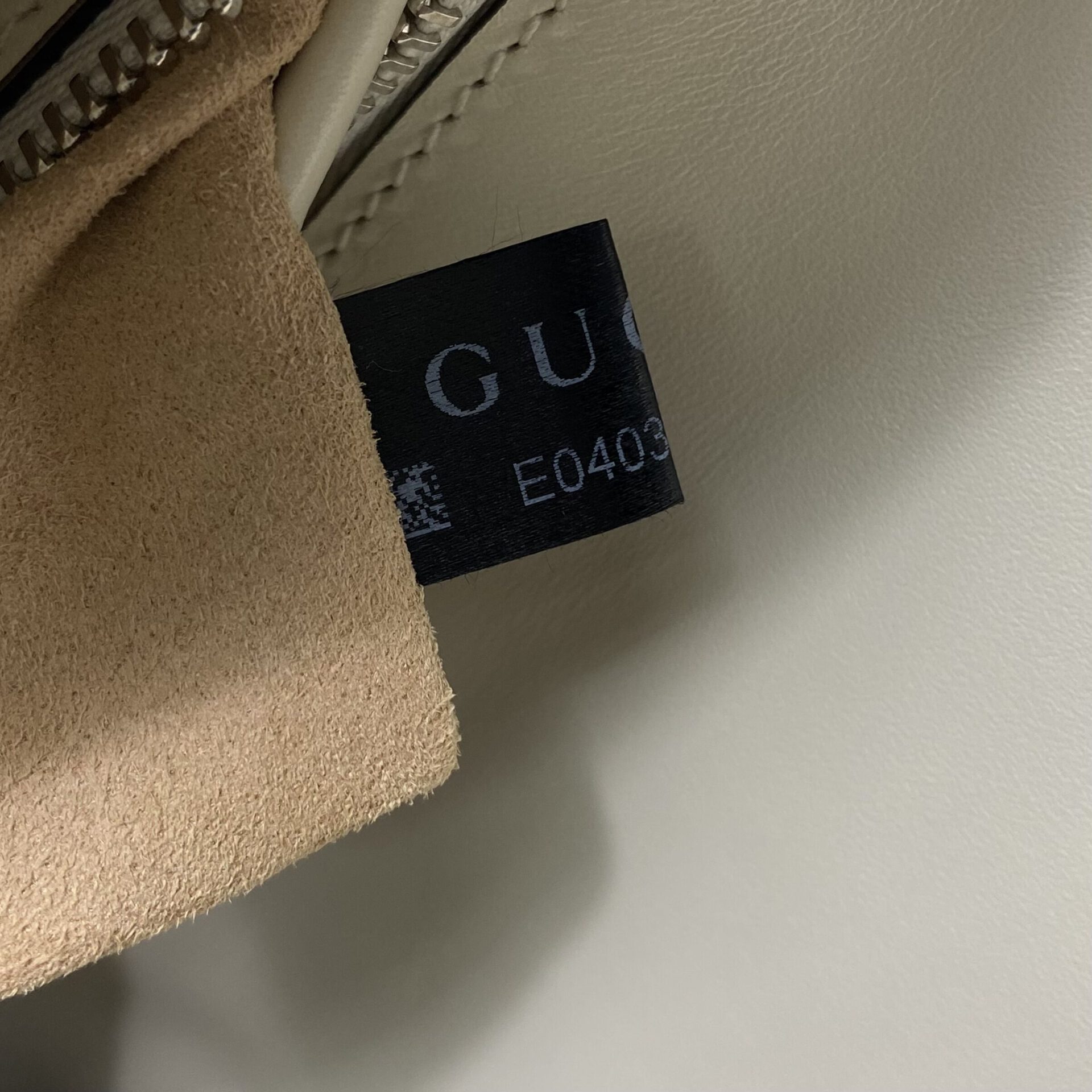 Bolsa Gucci Petite GG Off White