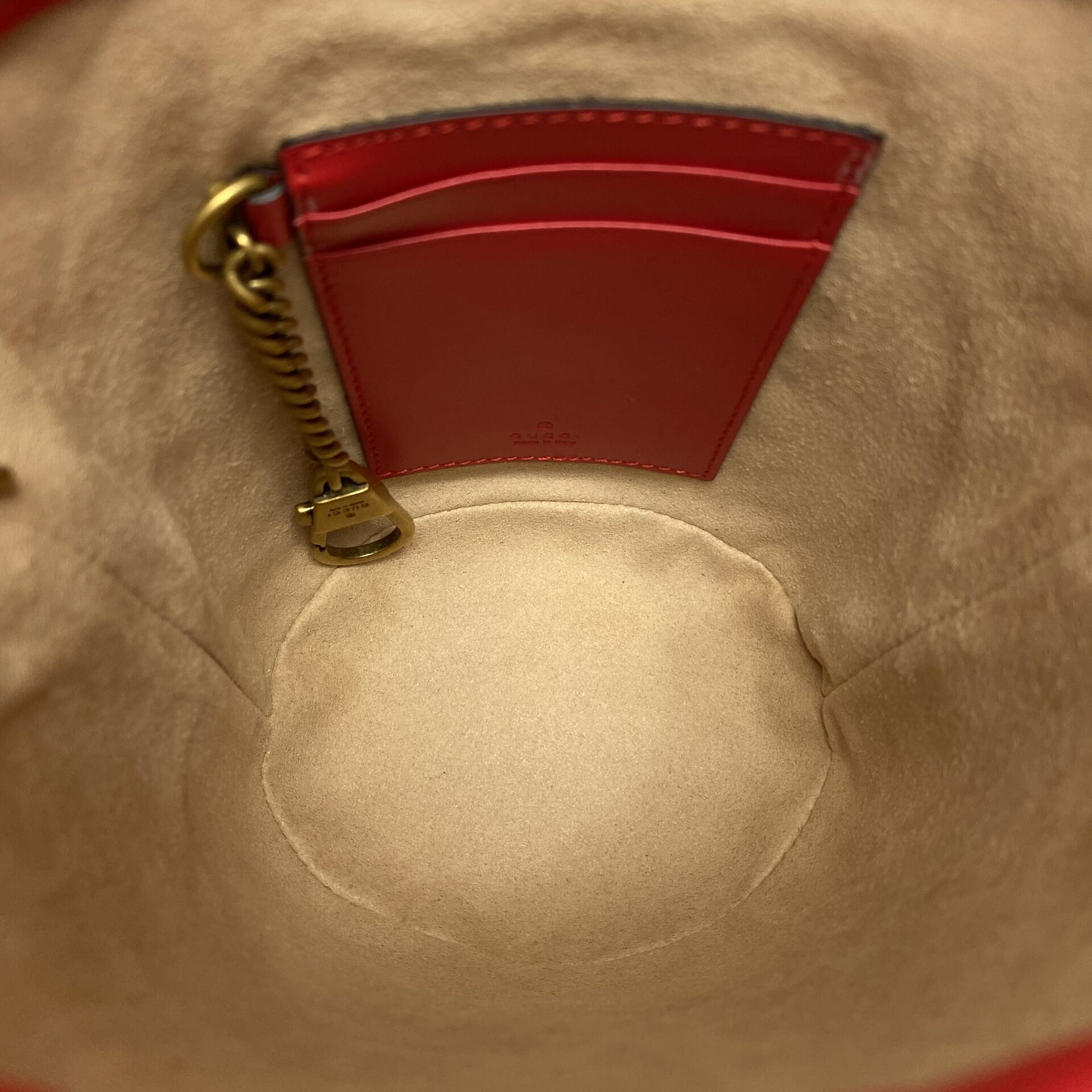 Bolsa Gucci Bucket GG Vermelha