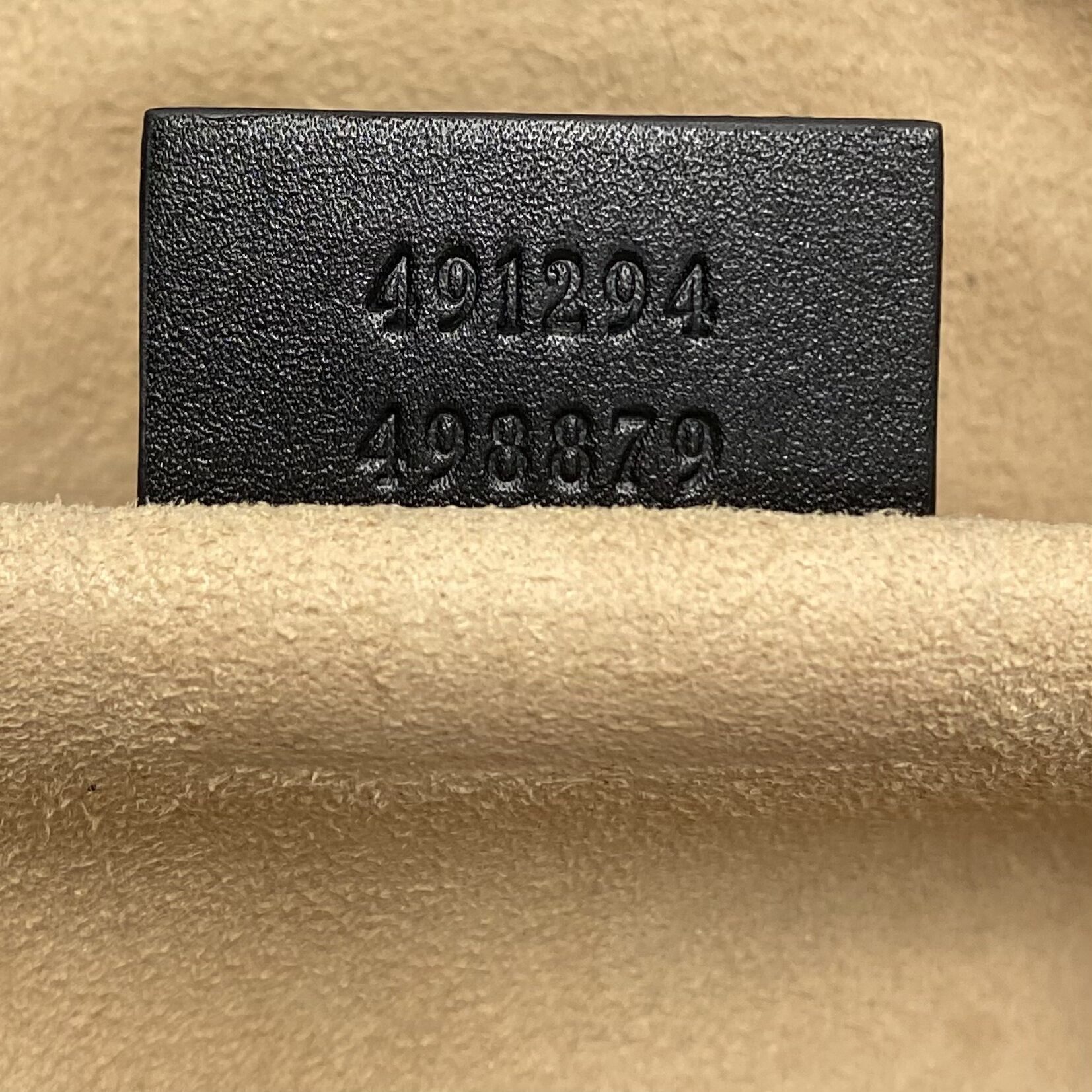 Pochete Gucci GG Marmont Preta