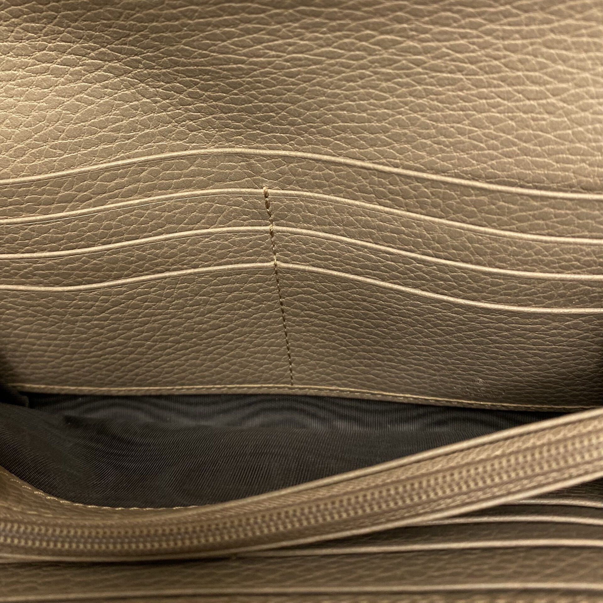 Carteira Gucci GG Nude