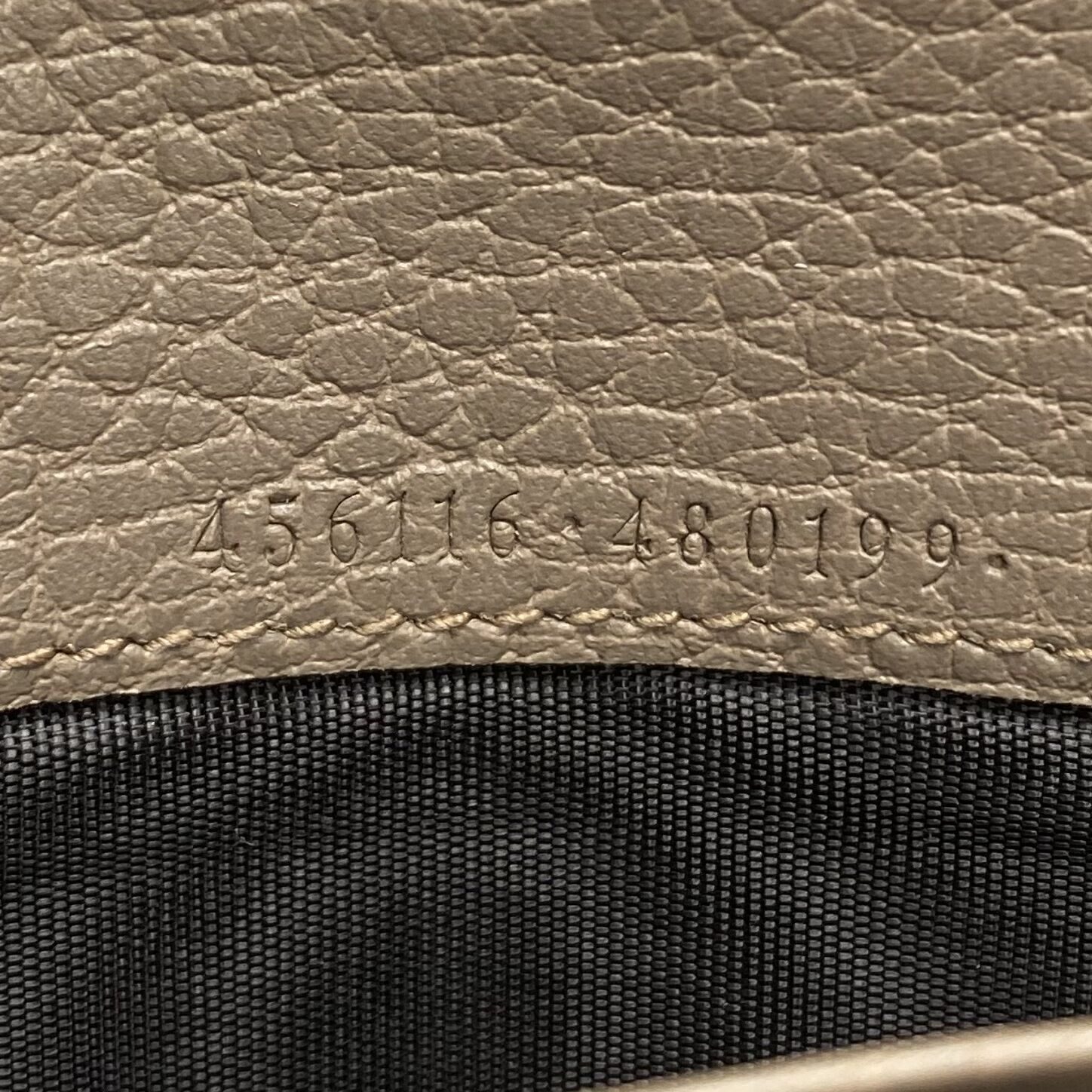 Carteira Gucci GG Nude