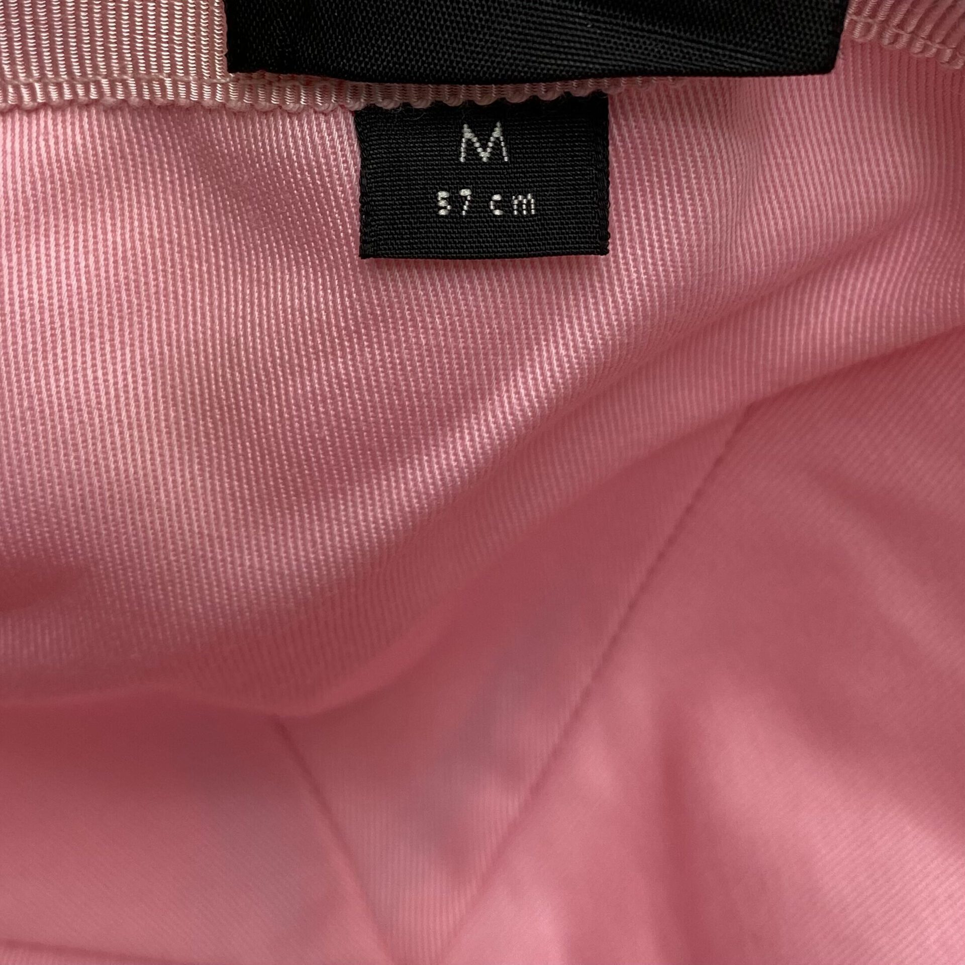 Boné Gucci Morangos e Monograma GG