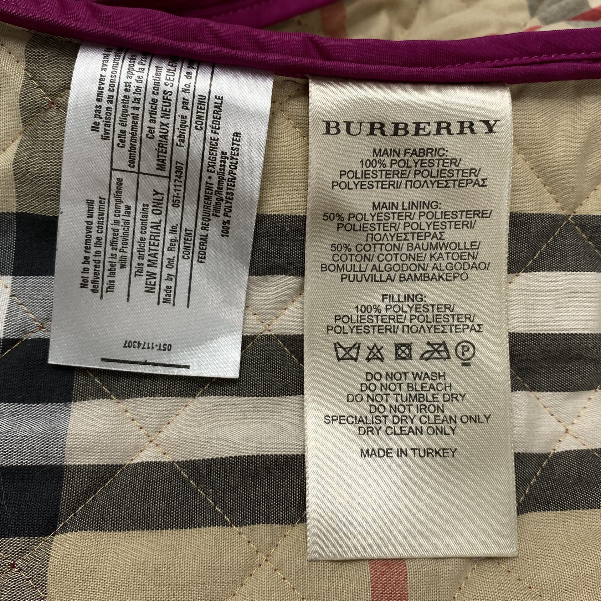 Casaco Burberry Matelassê Roxo