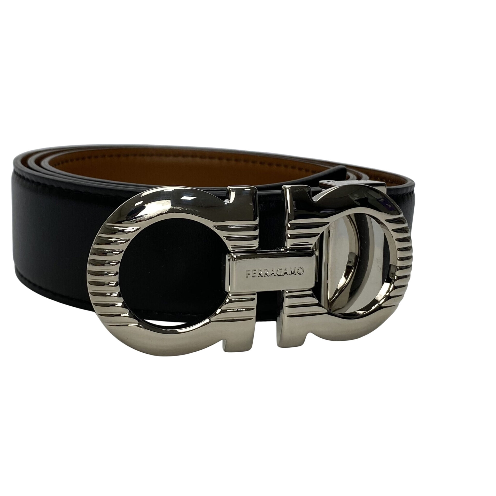 Cinto Salvatore Ferragamo Gancini Reversível