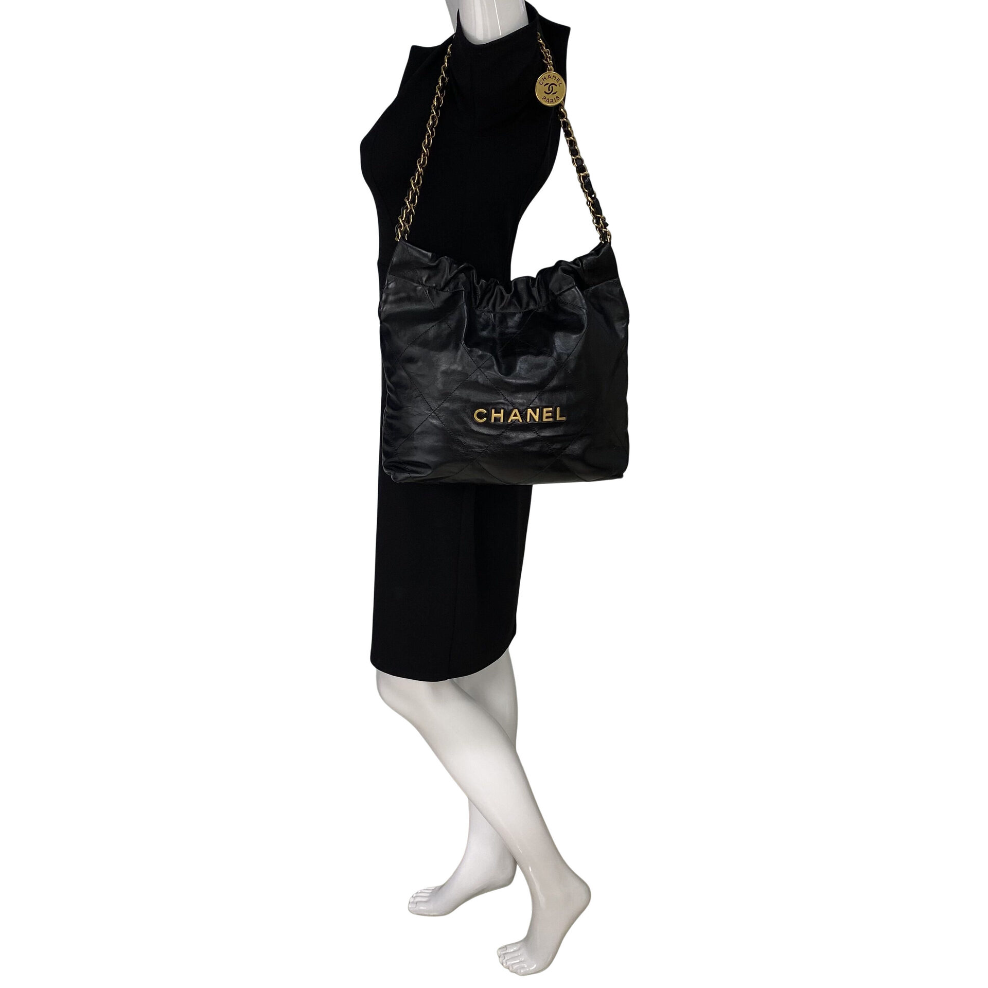 Bolsa Chanel 22 Preta