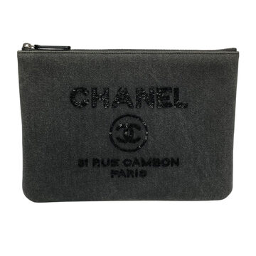 Clutch Chanel Deauville Pouch Cinza