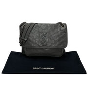 Bolsa Saint Laurent Niki Cinza