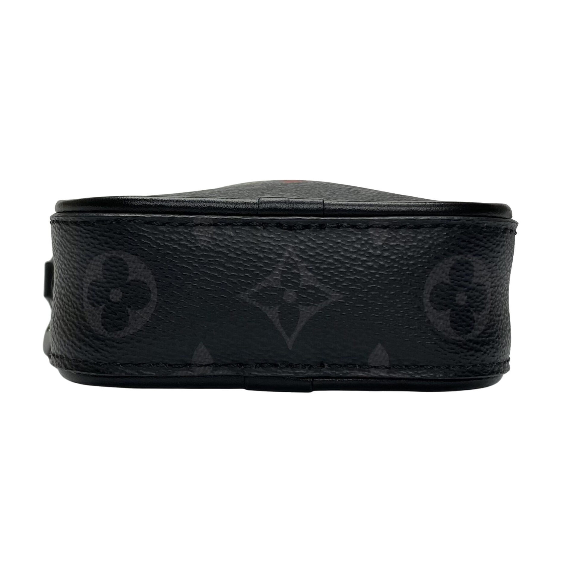 Bolsa Louis Vuitton Monograma Eclipse Vroom Danube