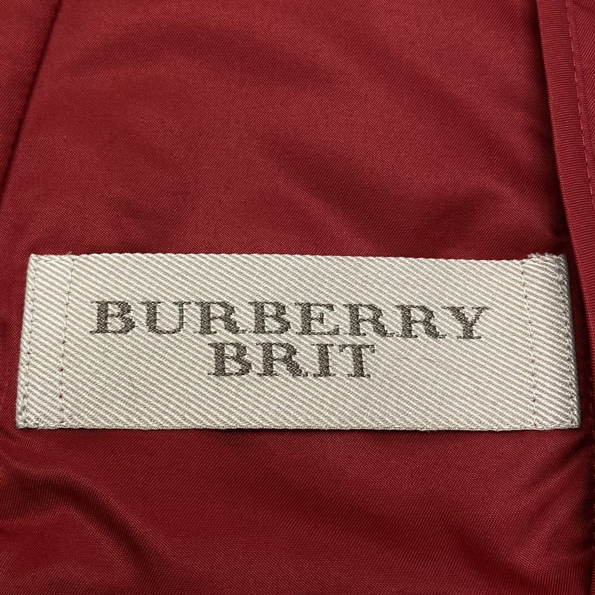 Casaco Burberry Matelassê Vermelho