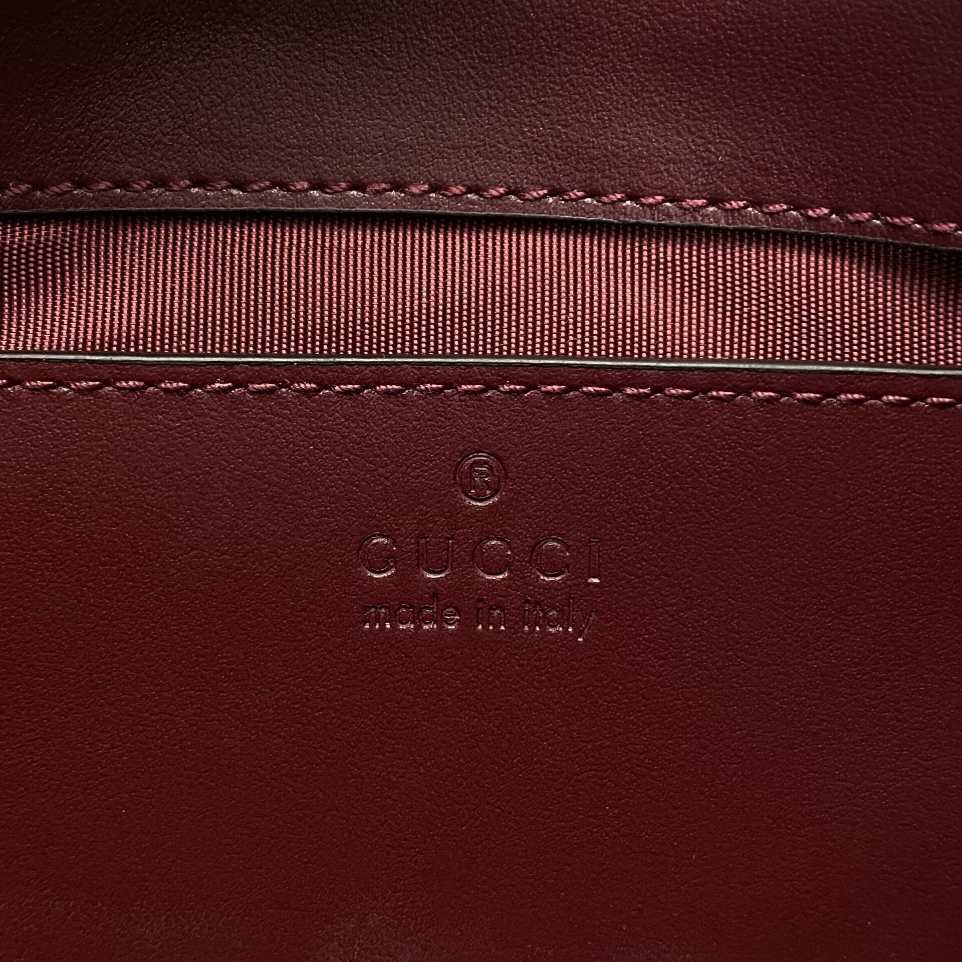 Bolsa Gucci Chevron Vinho