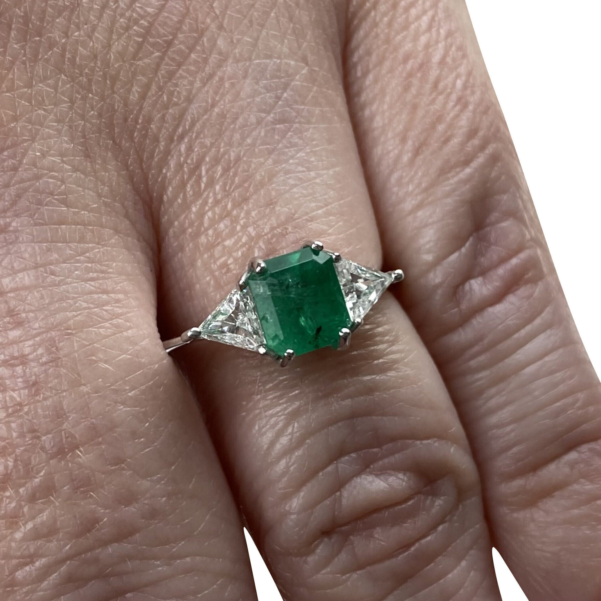 Anel Trio Esmeralda e Diamantes