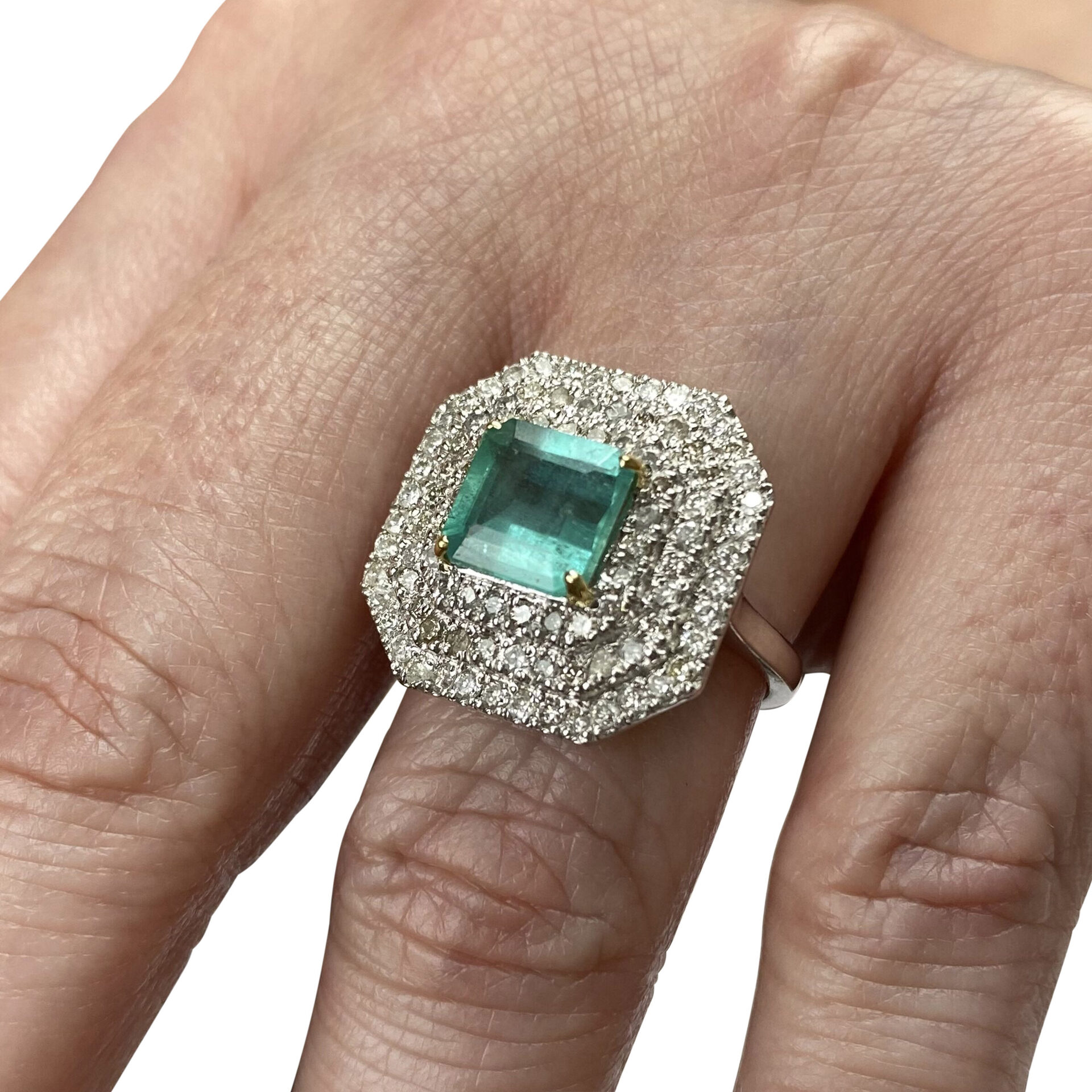 Anel Esmeralda Maracanã - 1.78 ct.