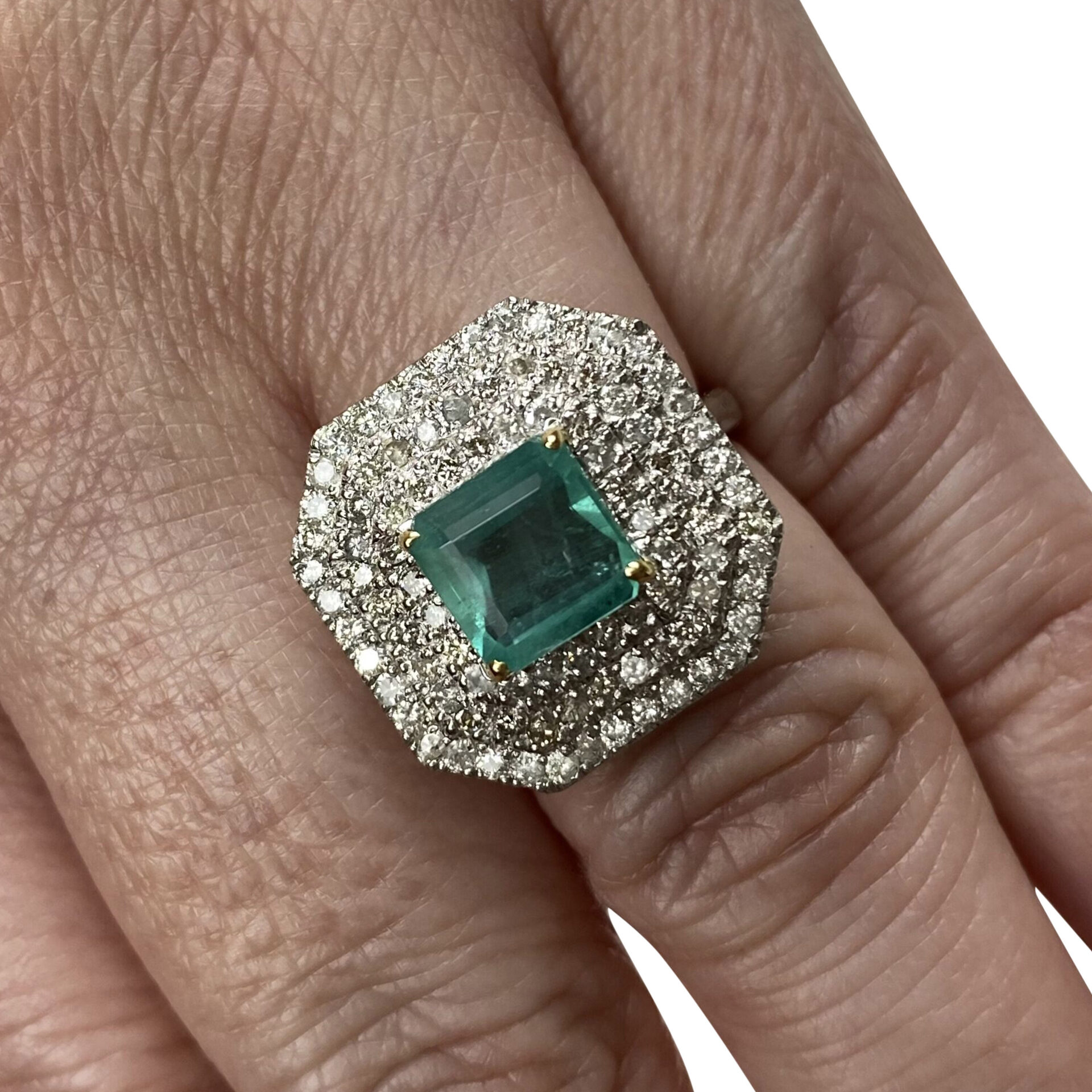 Anel Esmeralda Maracanã - 1.78 ct.