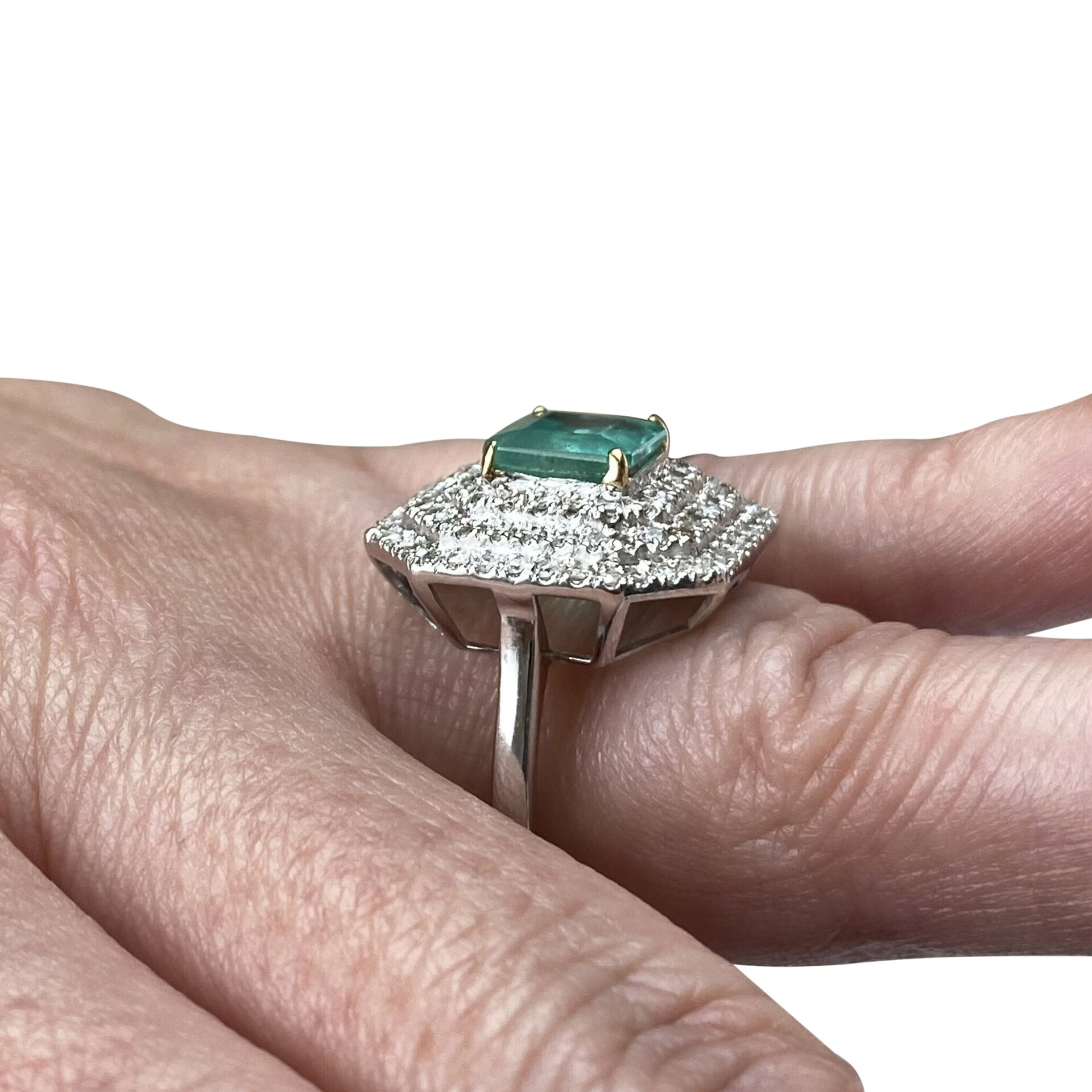 Anel Esmeralda Maracanã - 1.78 ct.